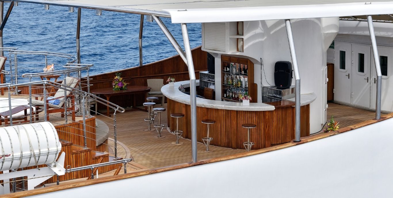Exterior - 14/25