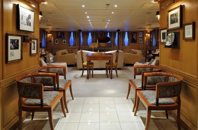 Interior - 17/32