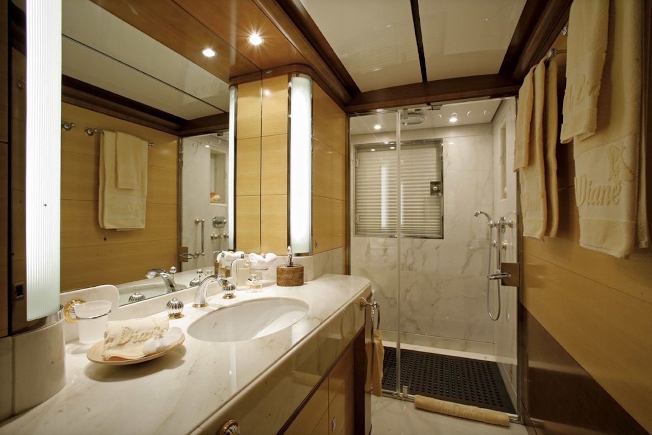 Interior - 22/26