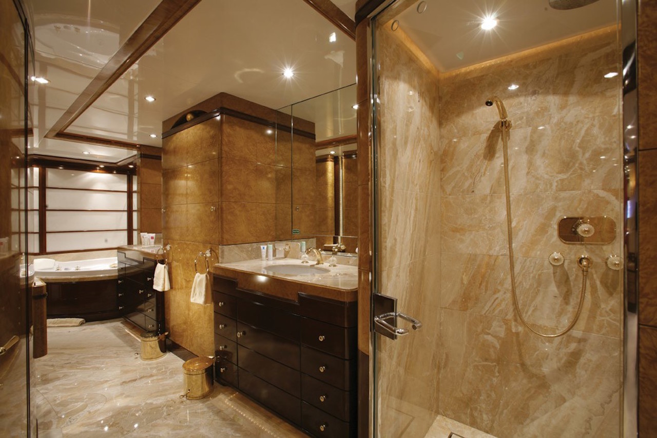 Interior - 23/26
