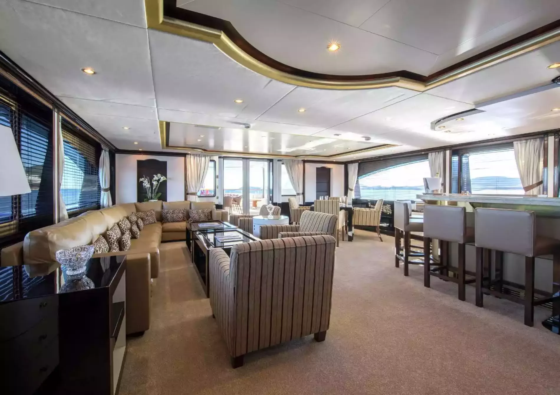 Interior - 0/26