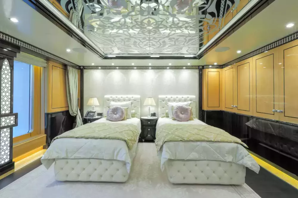 Interior - 19/36