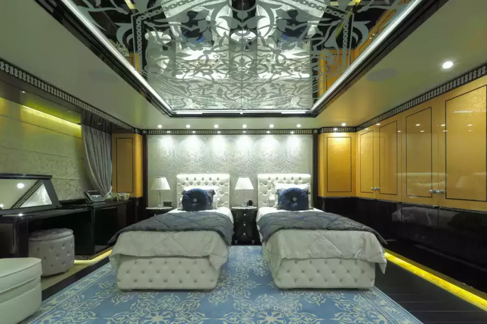 Interior - 22/36