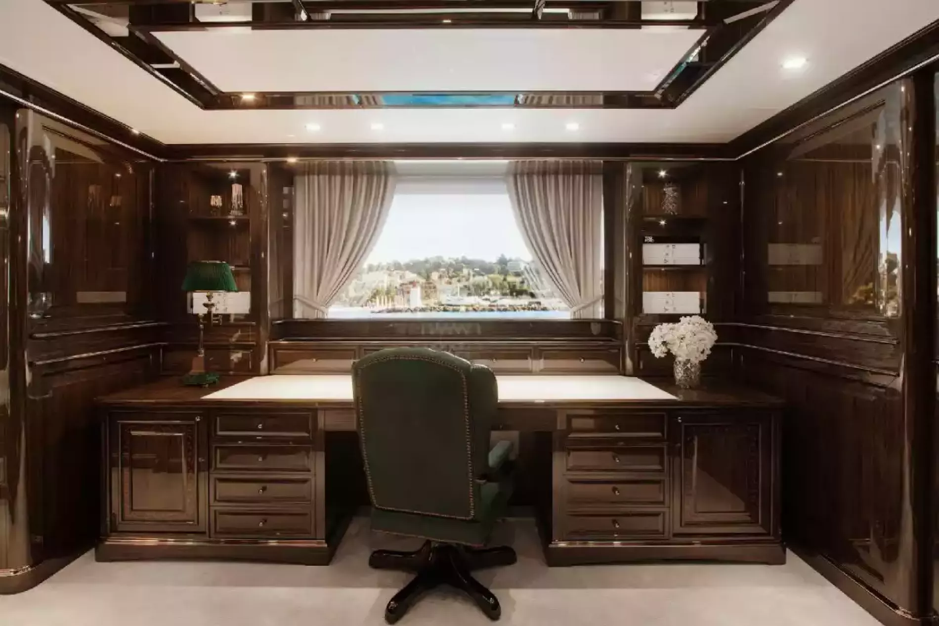 Interior - 21/48