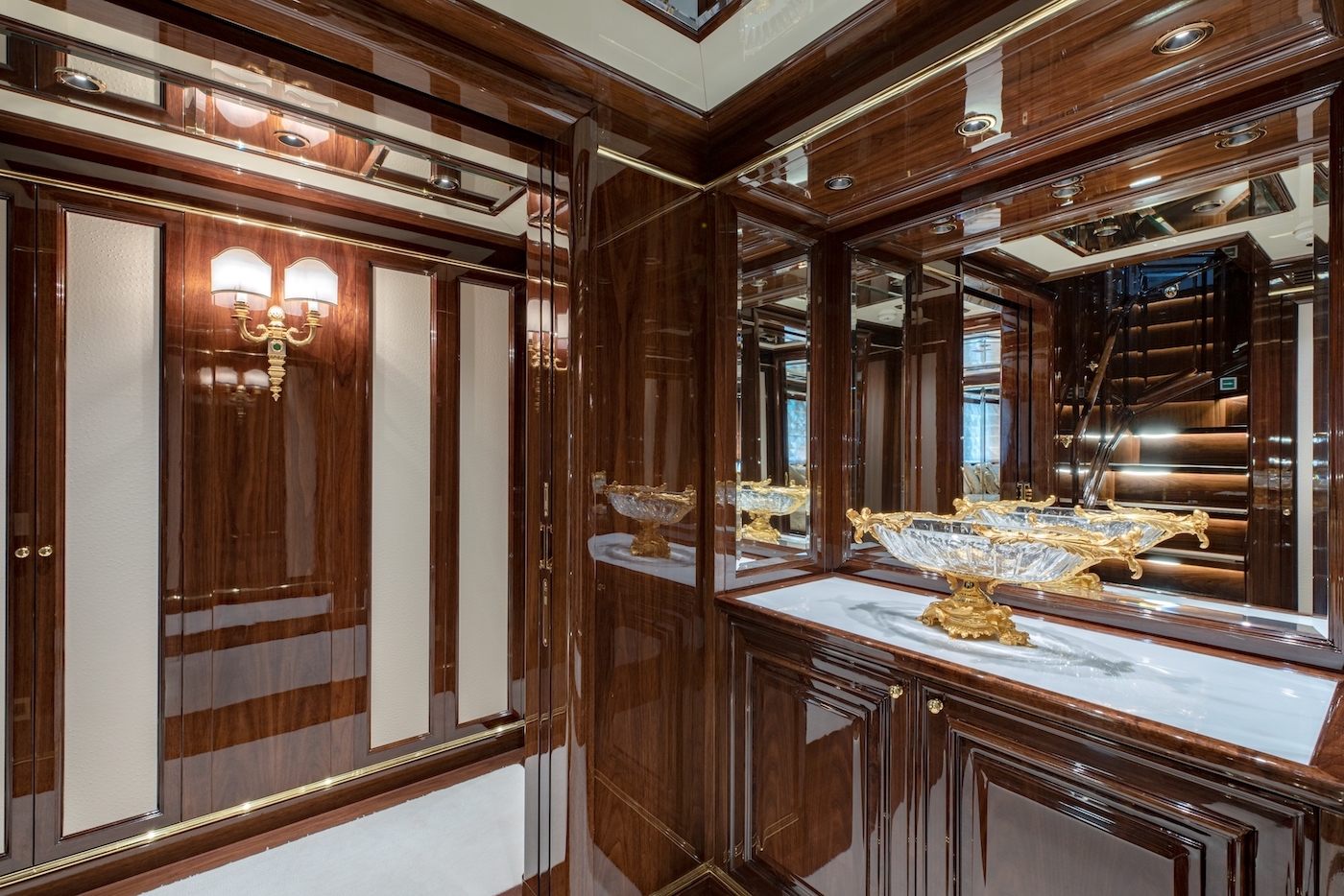 Interior - 36/48