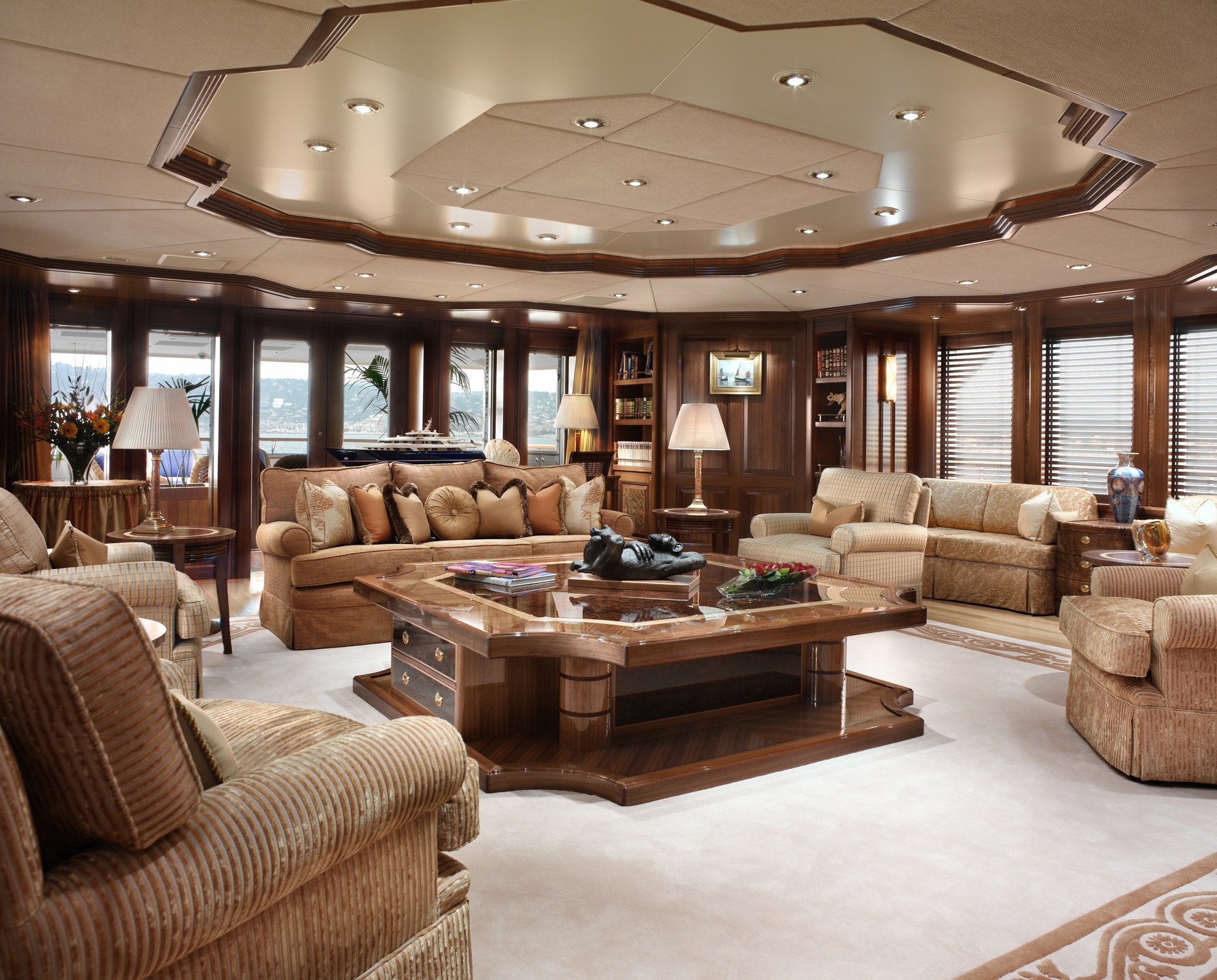 Interior - 18/68