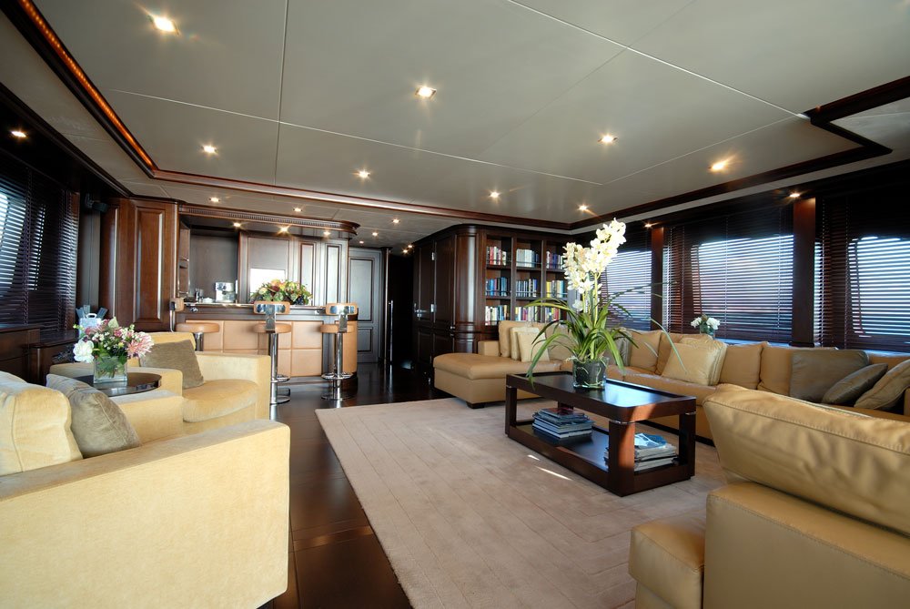Interior - 2/28