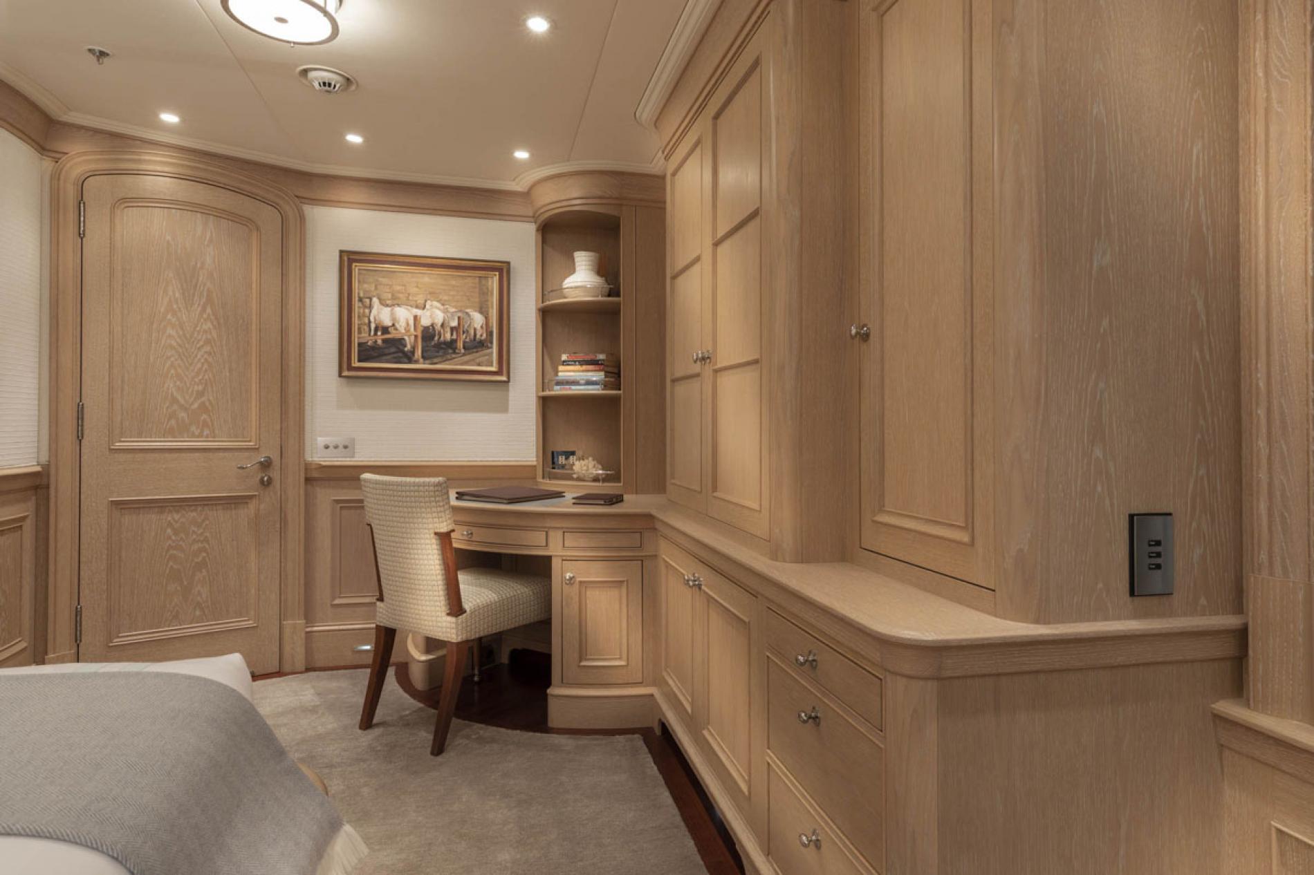 Interior - 17/29