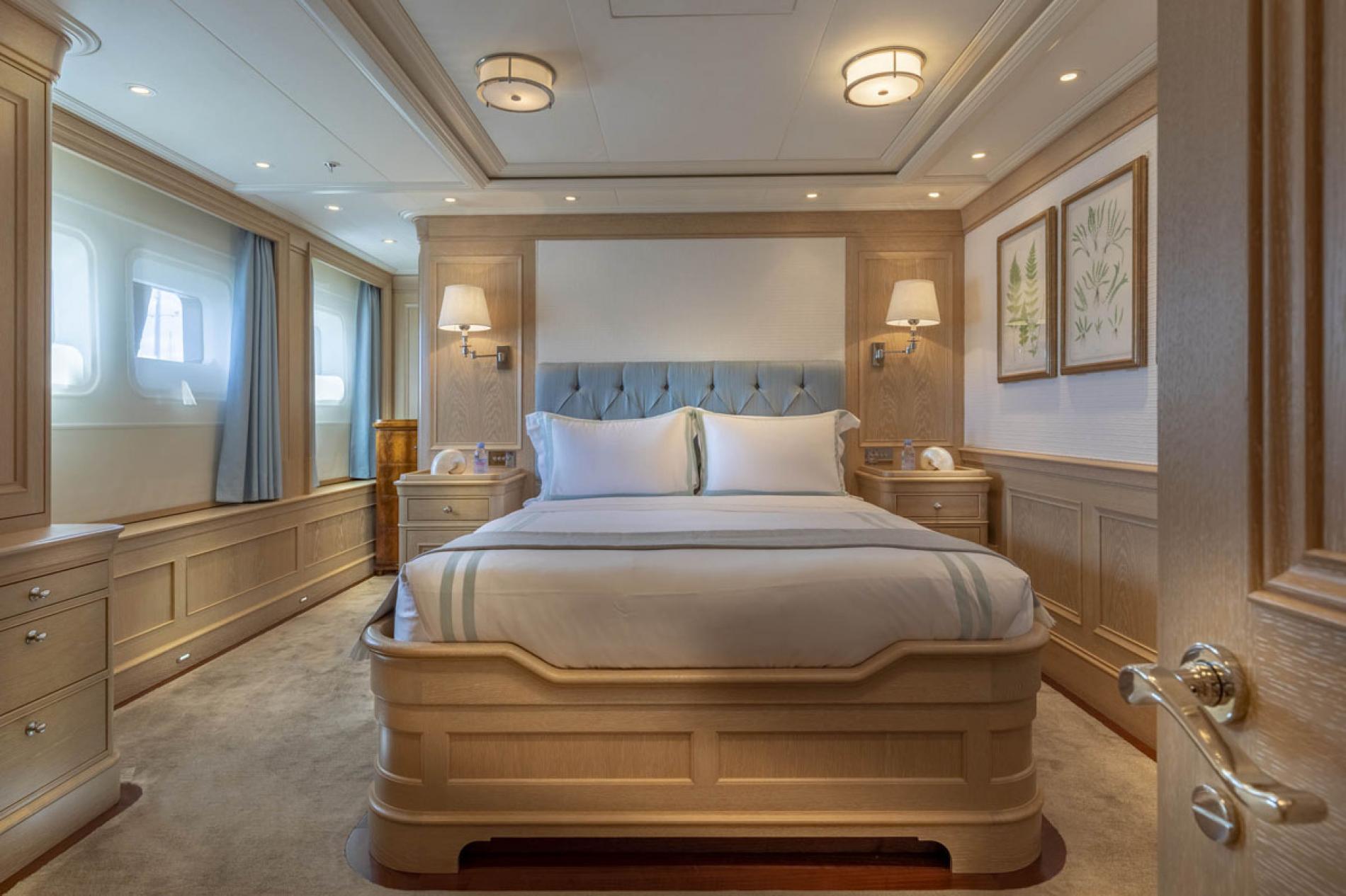 Interior - 18/29