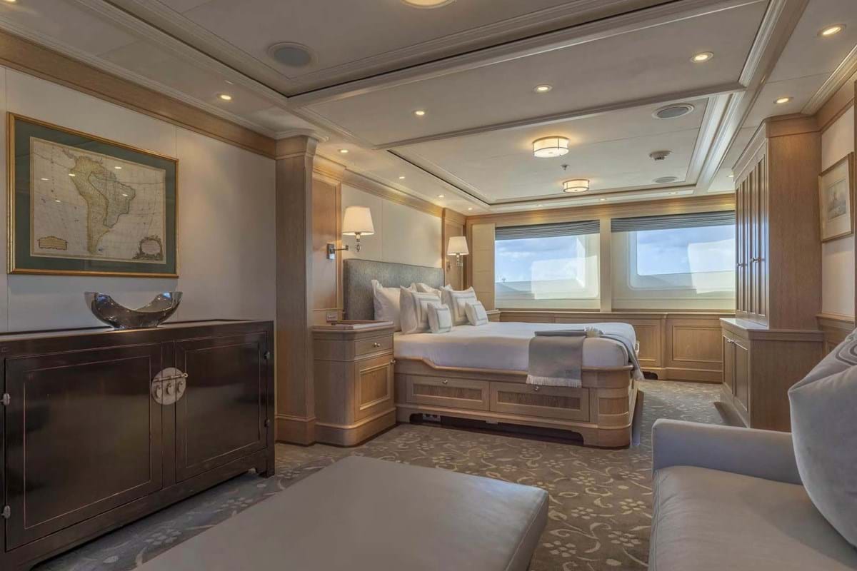 Interior - 23/29