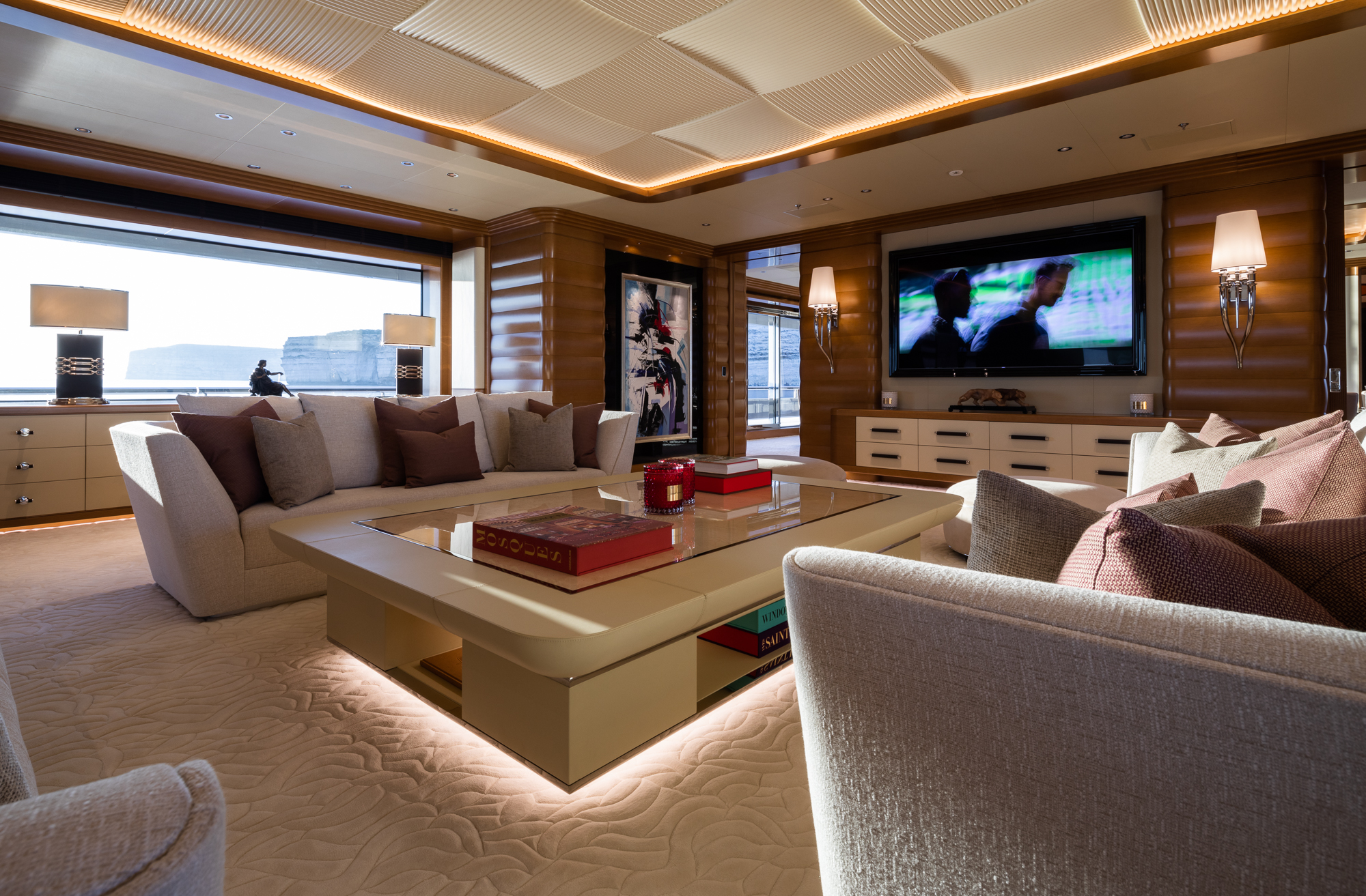 Interior - 4/13