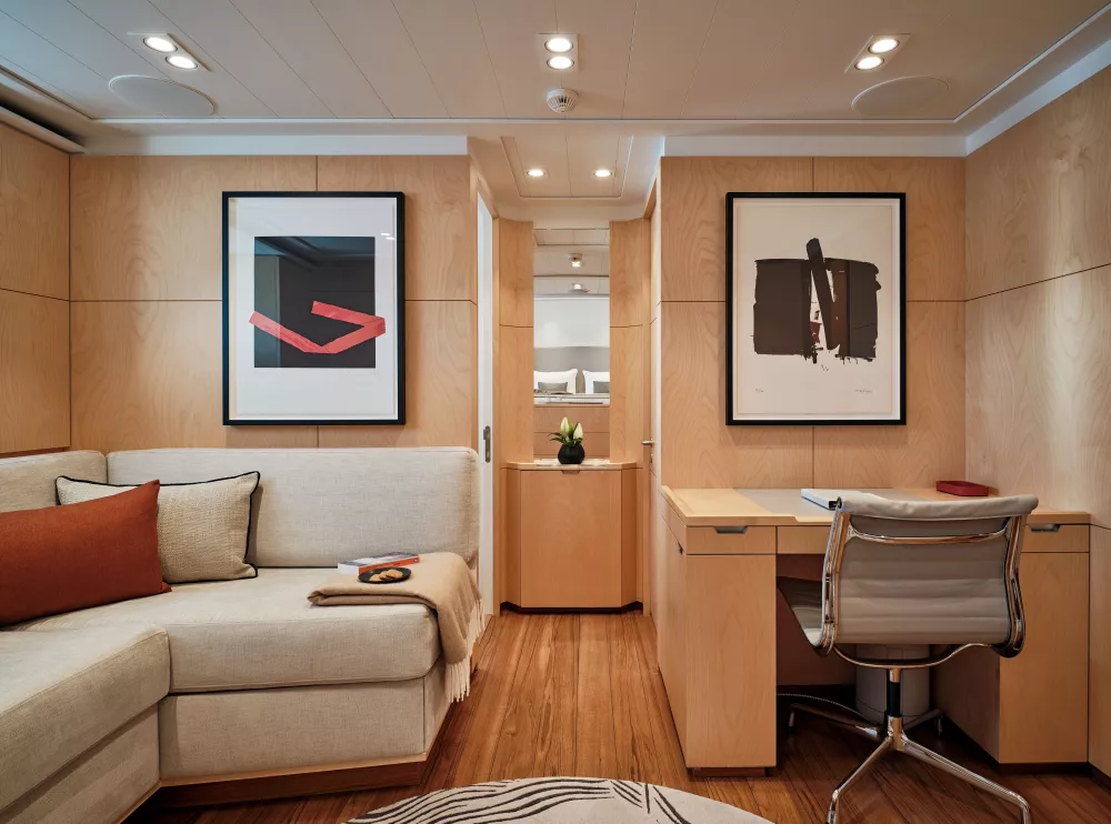 Interior - 18/37