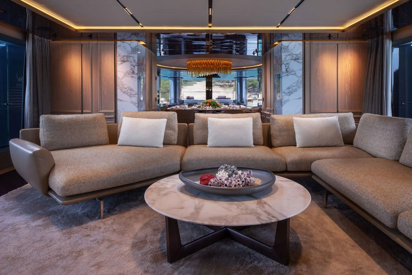 Interior - 9/34