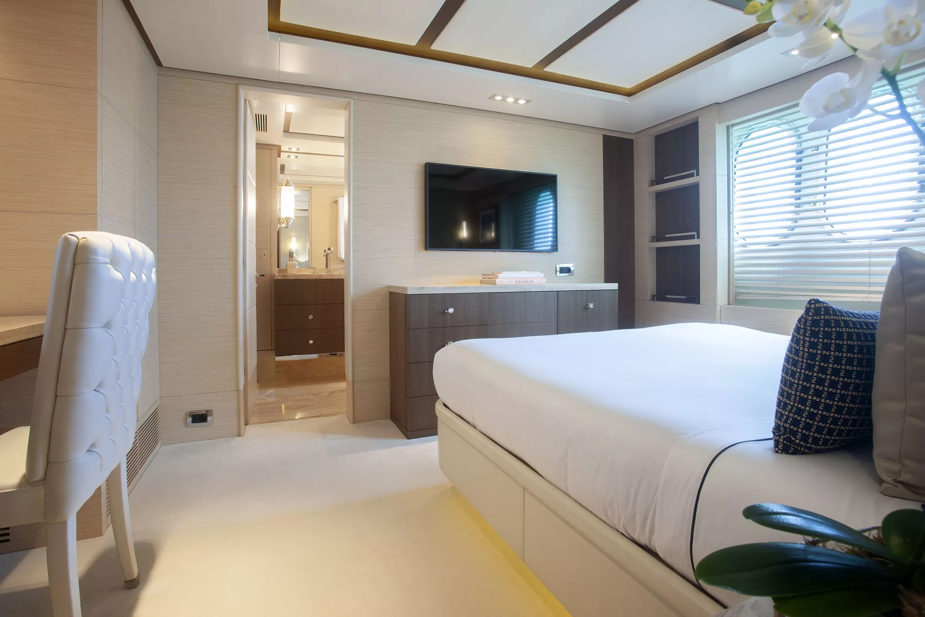 Interior - 10/20