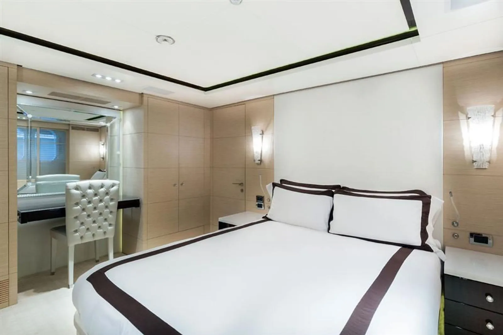 Interior - 14/20