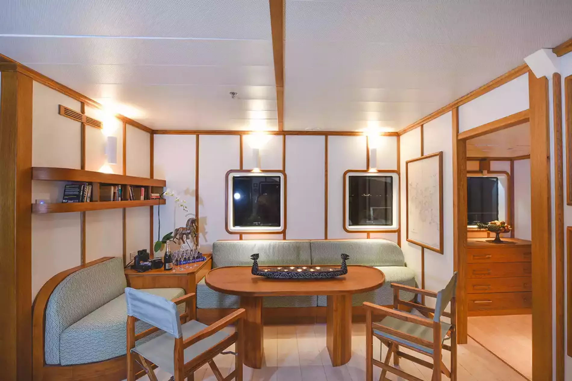 Interior - 7/20
