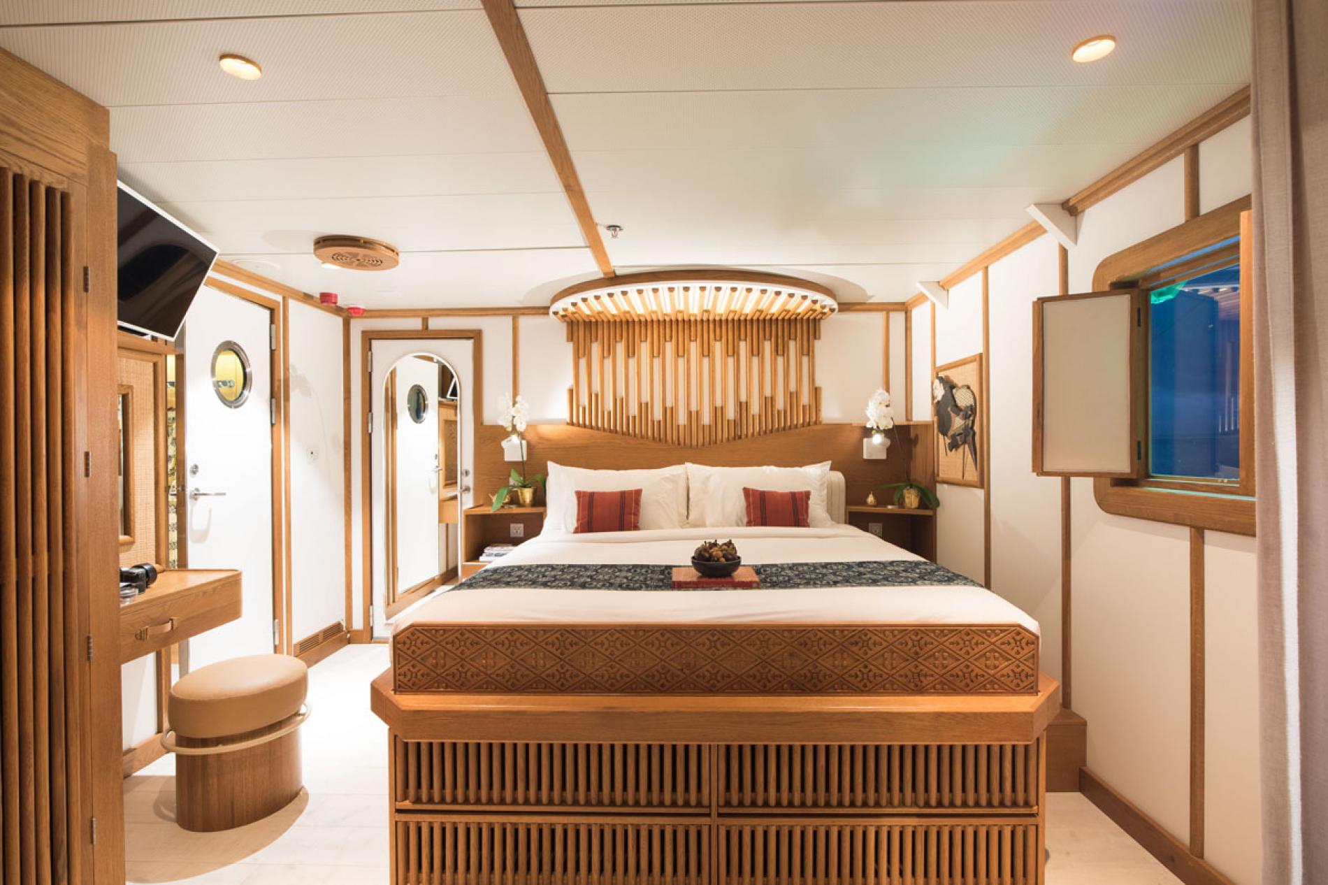Interior - 9/20