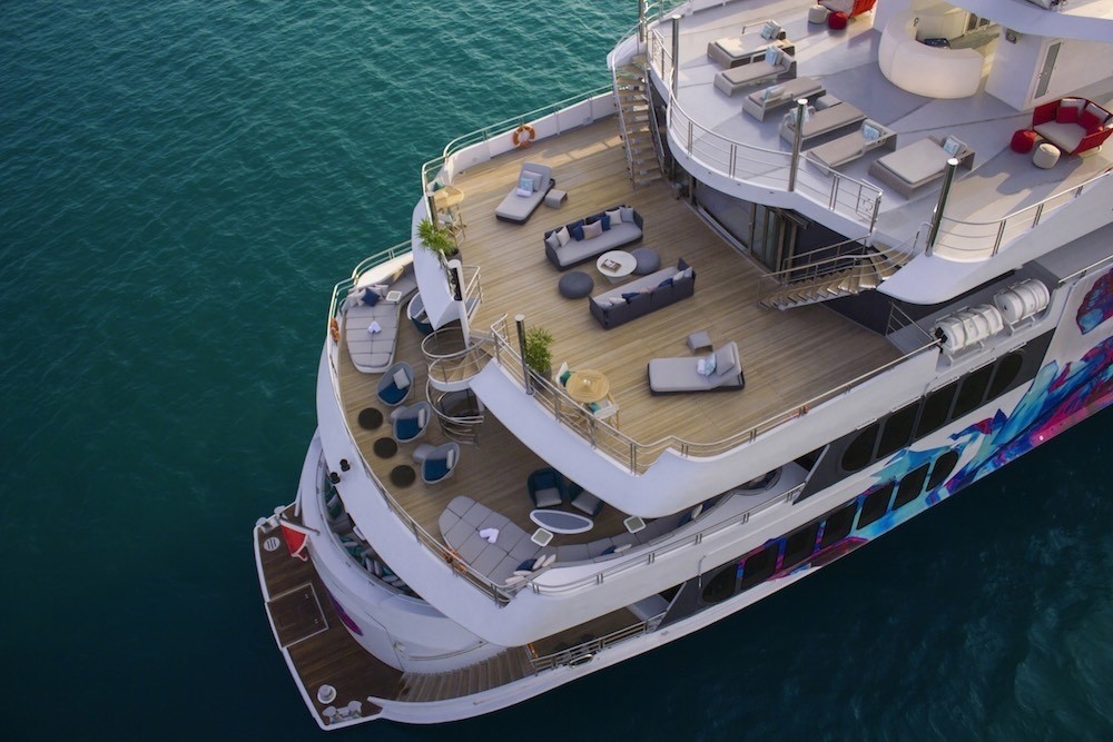 Exterior - 4/17