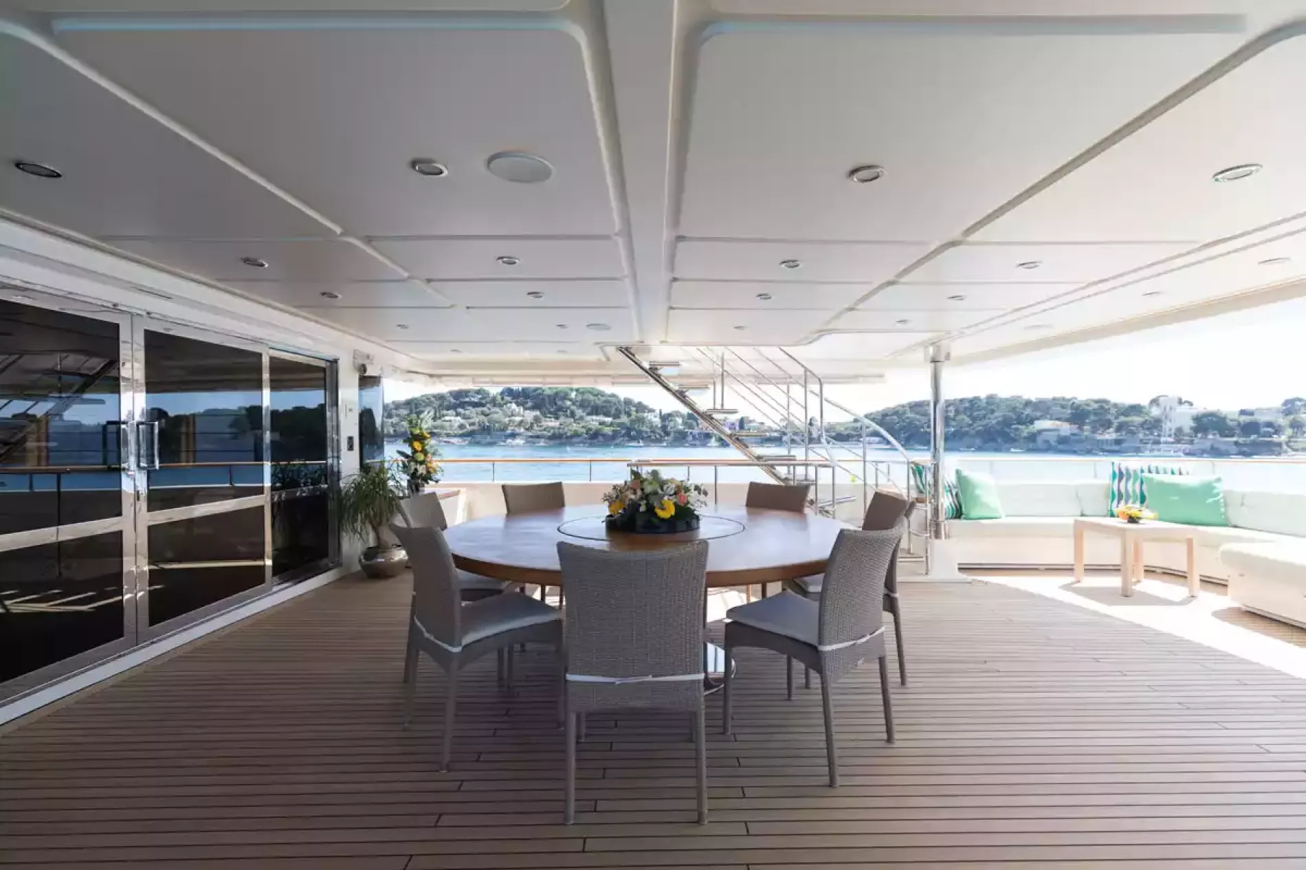 Exterior - 10/13
