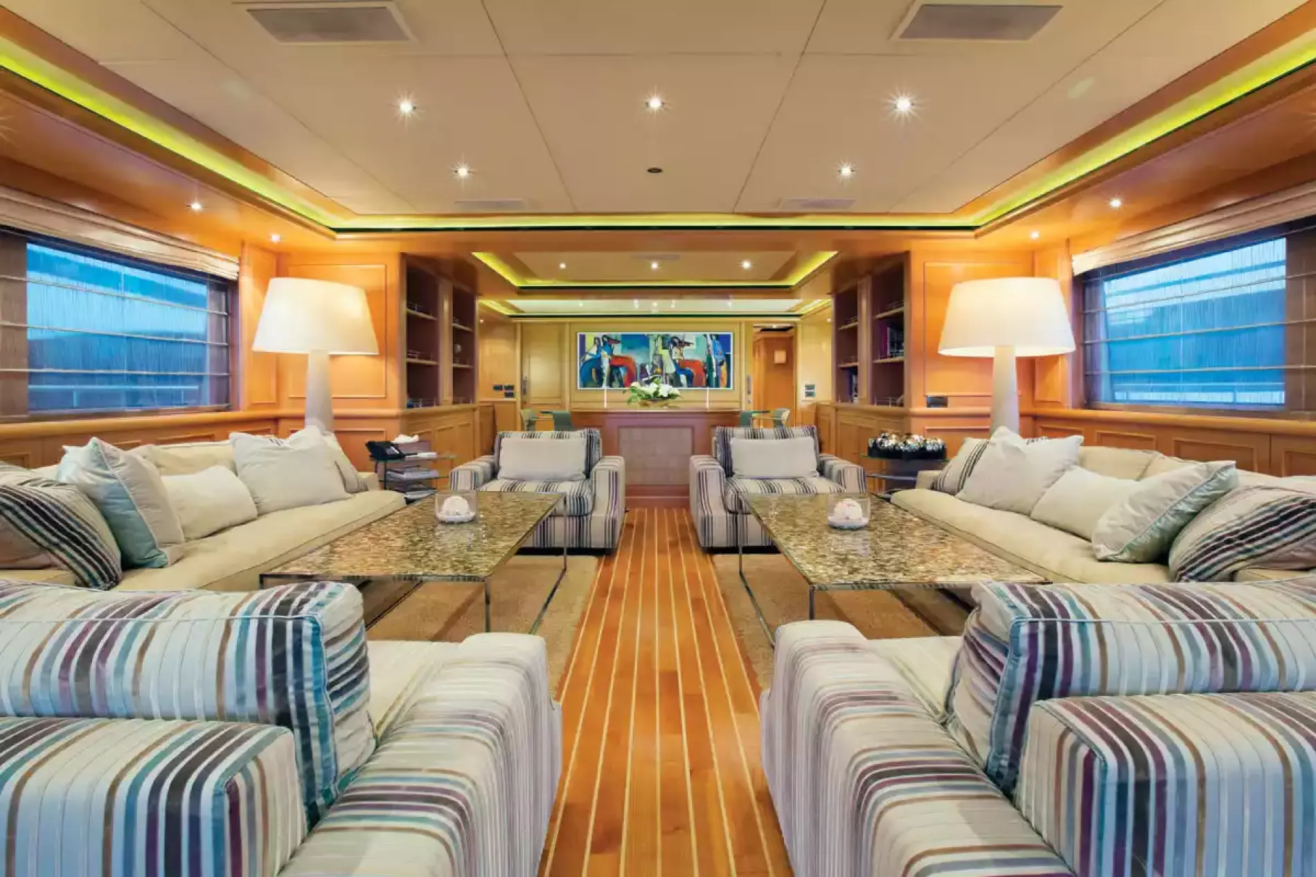 Interior - 0/15