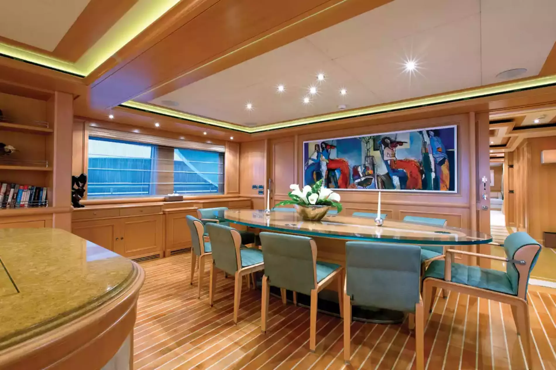Interior - 4/15