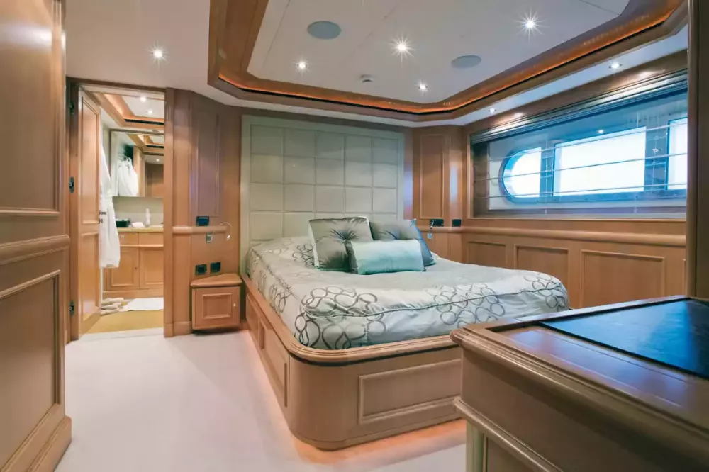 Interior - 7/15