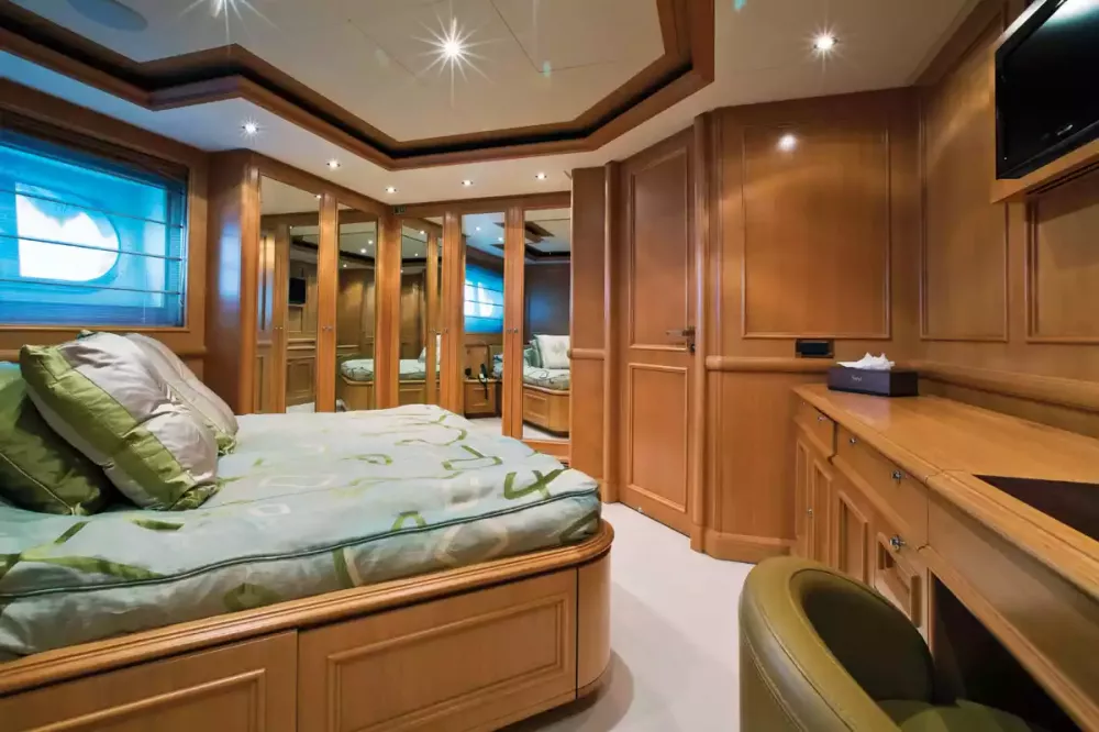 Interior - 8/15