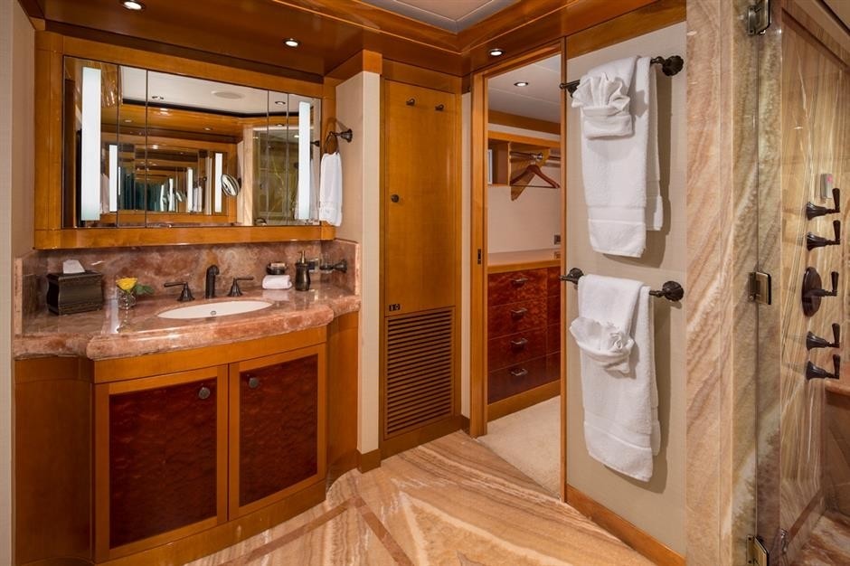 Interior - 22/27