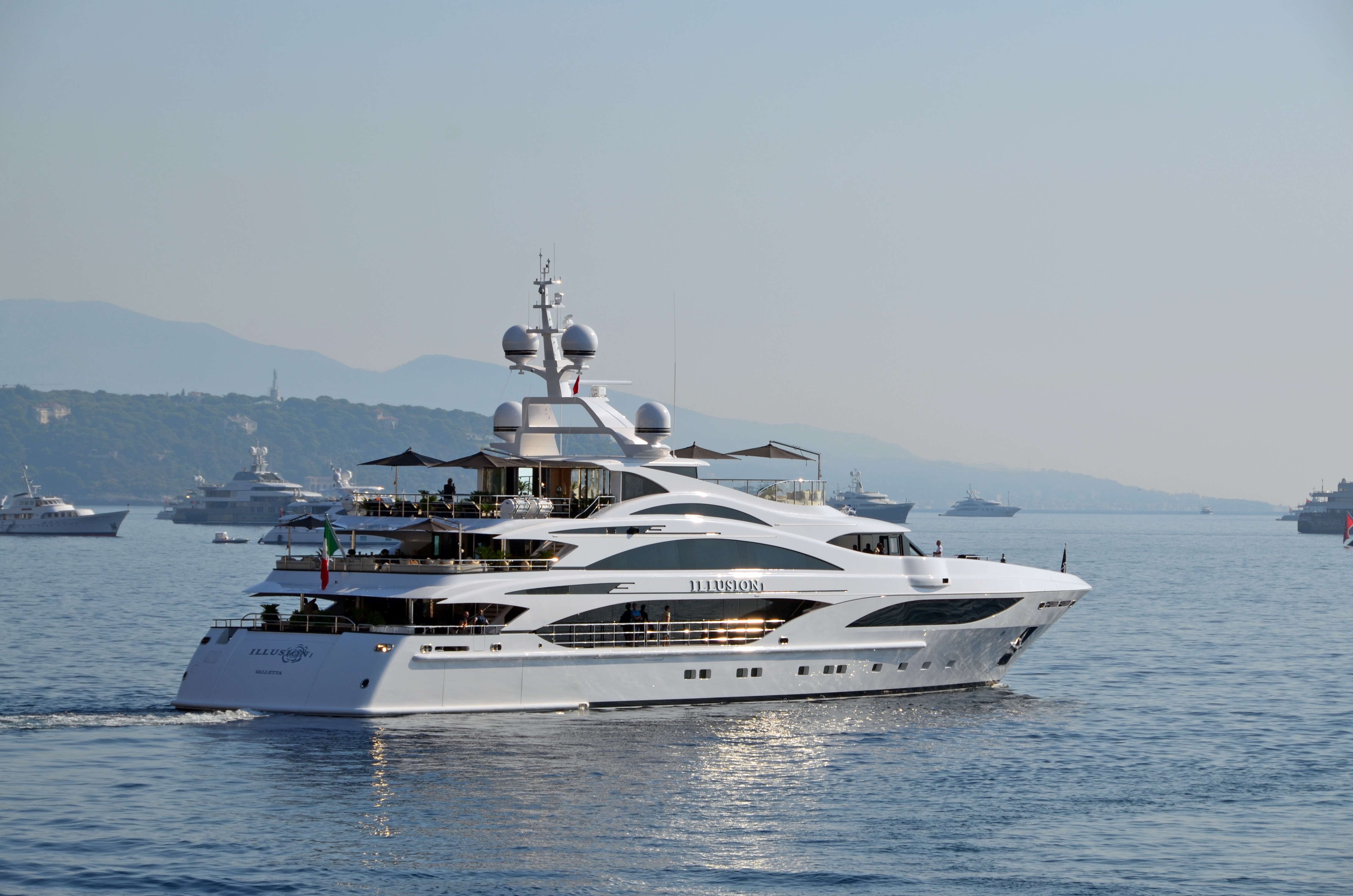 Exterior - 0/34
