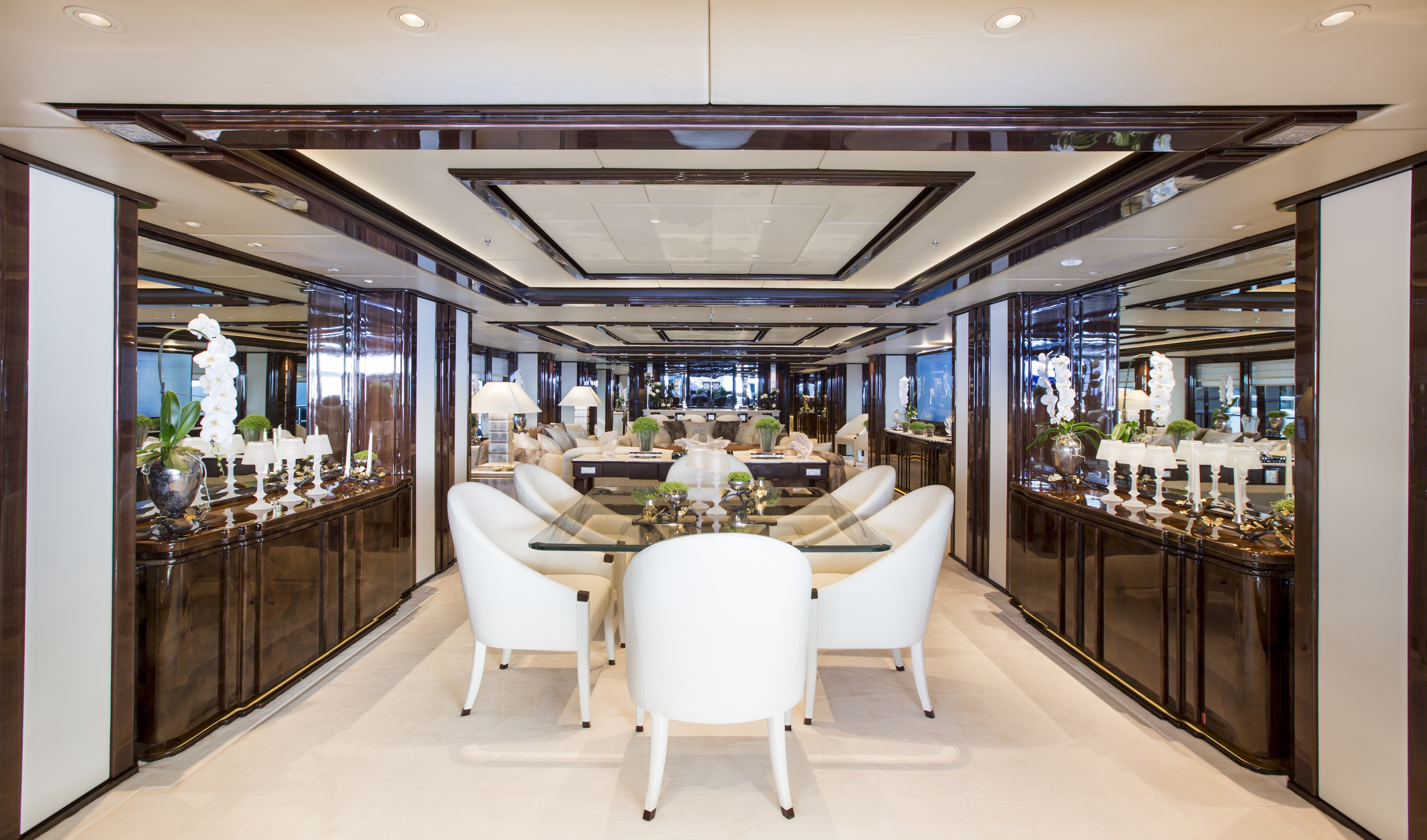 Interior - 2/46
