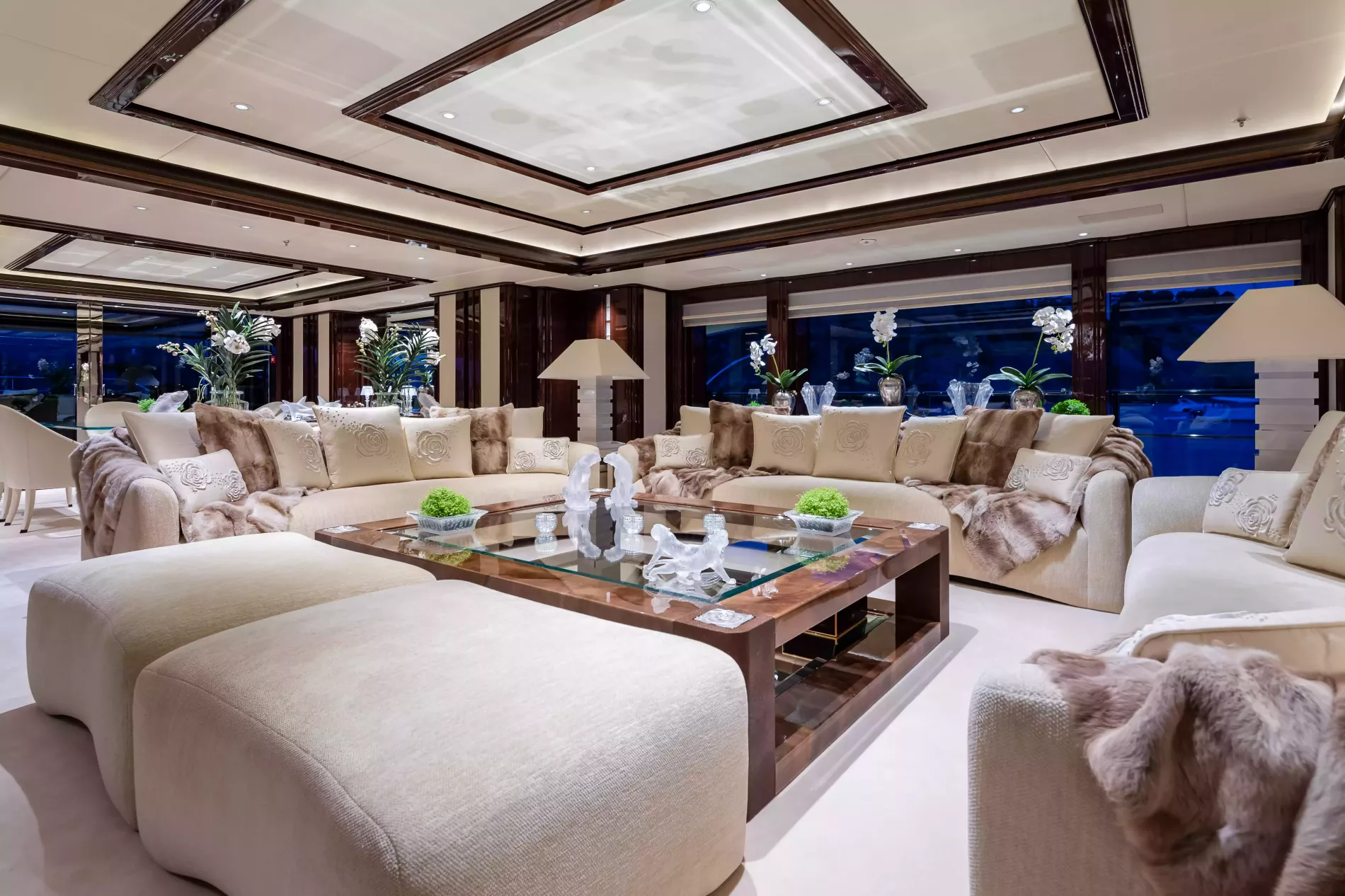 Interior - 4/46