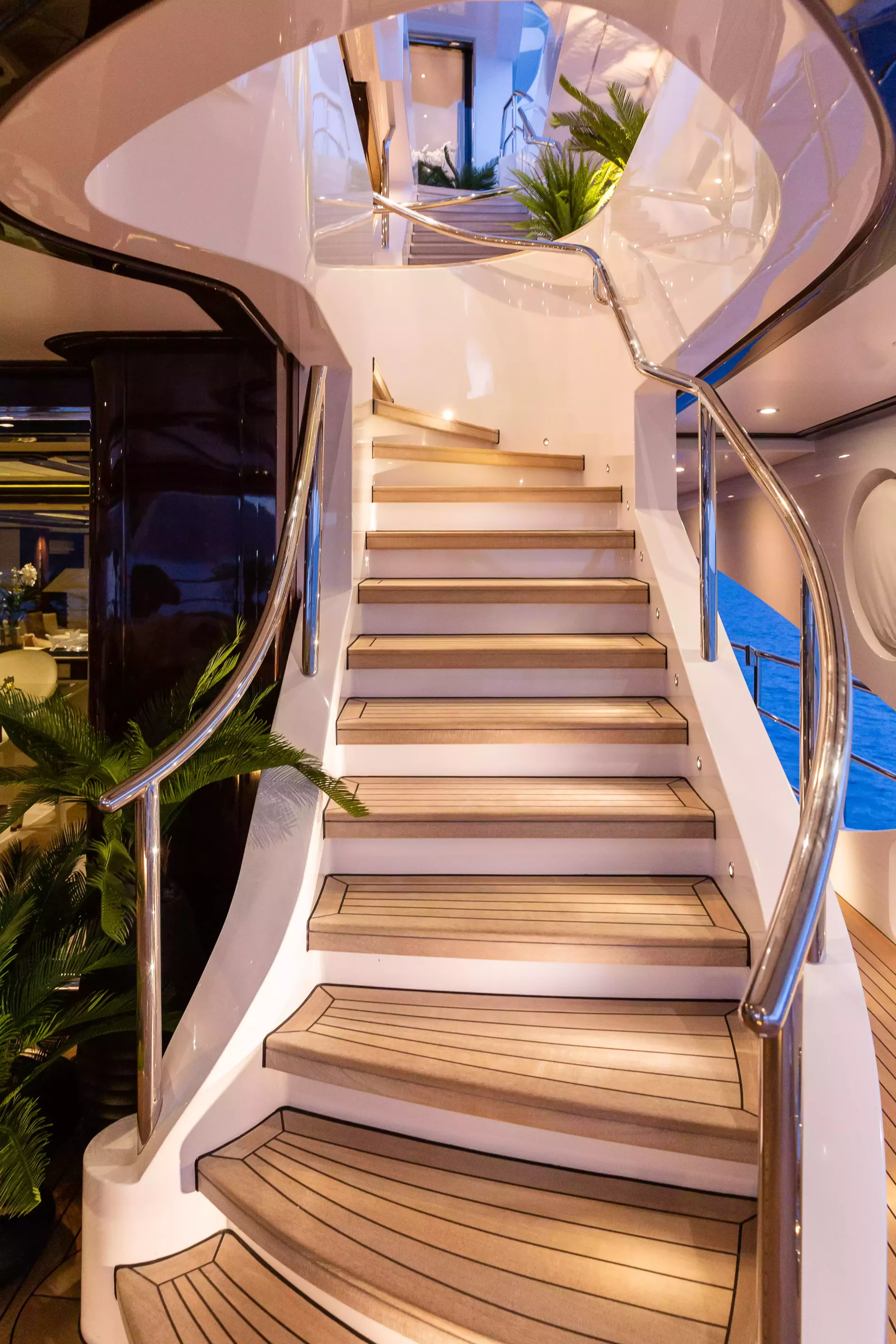 Interior - 16/46