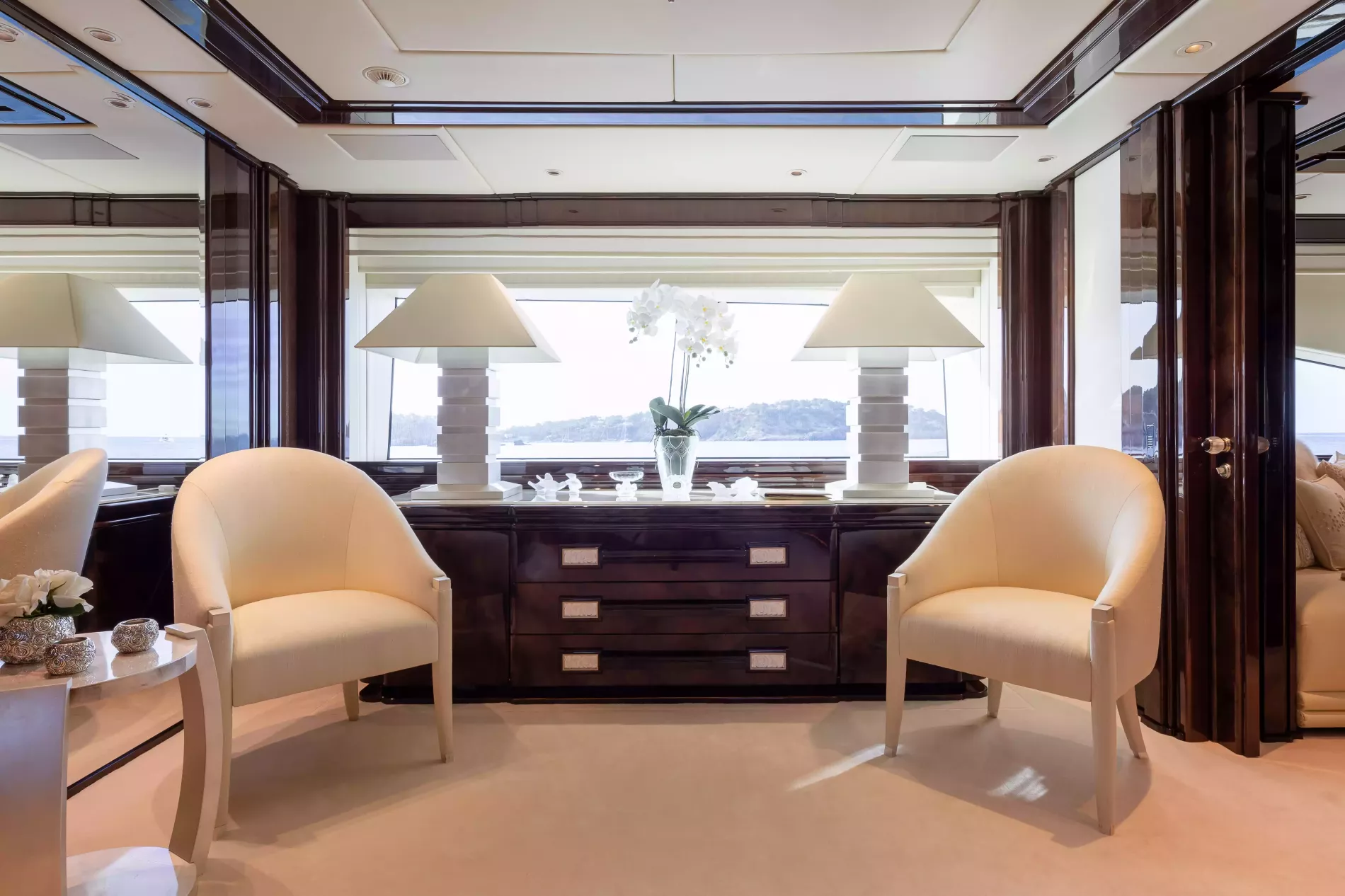 Interior - 23/46