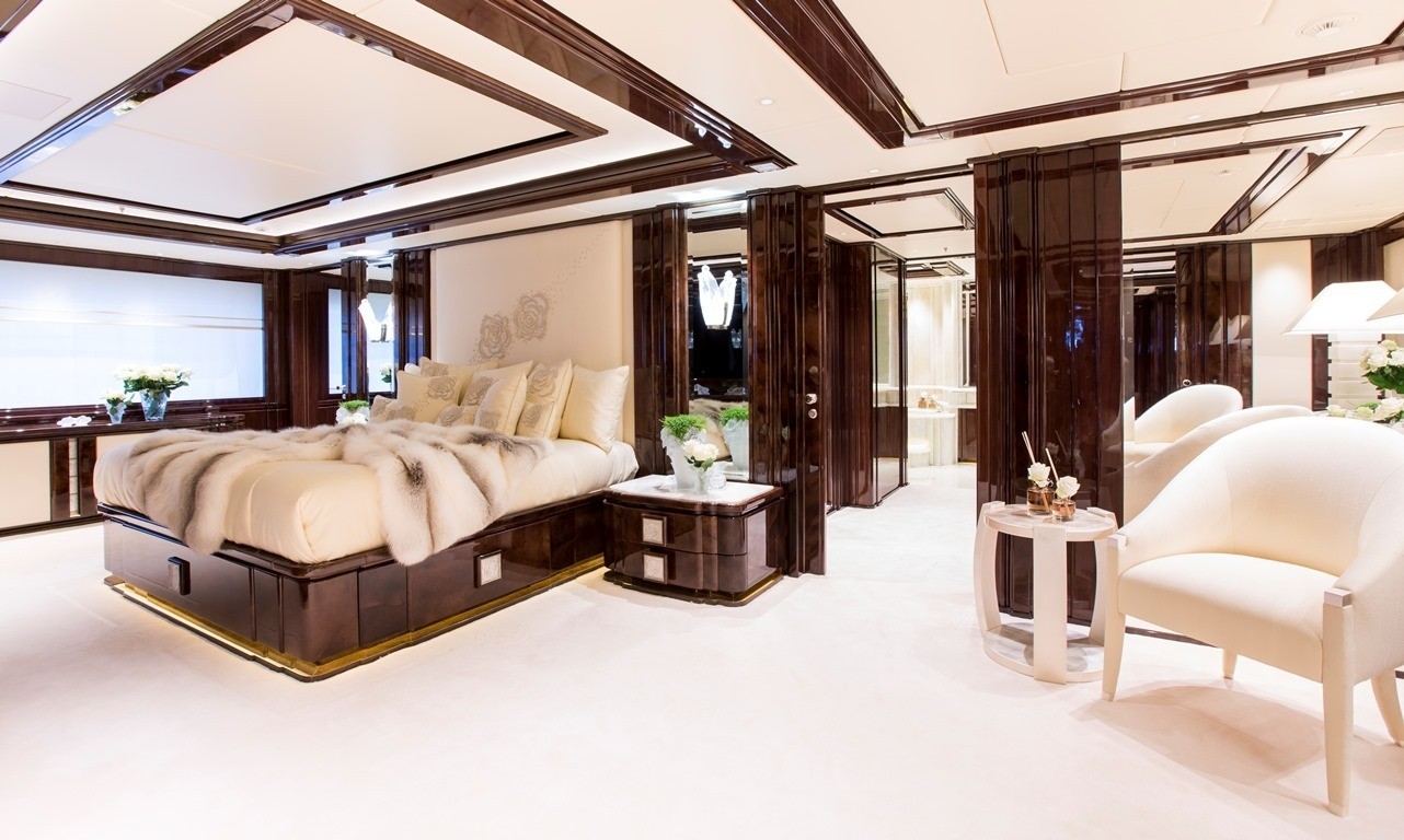 Interior - 24/46