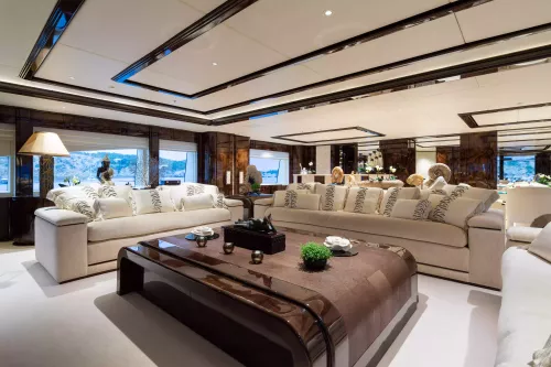 Interior - 25/46