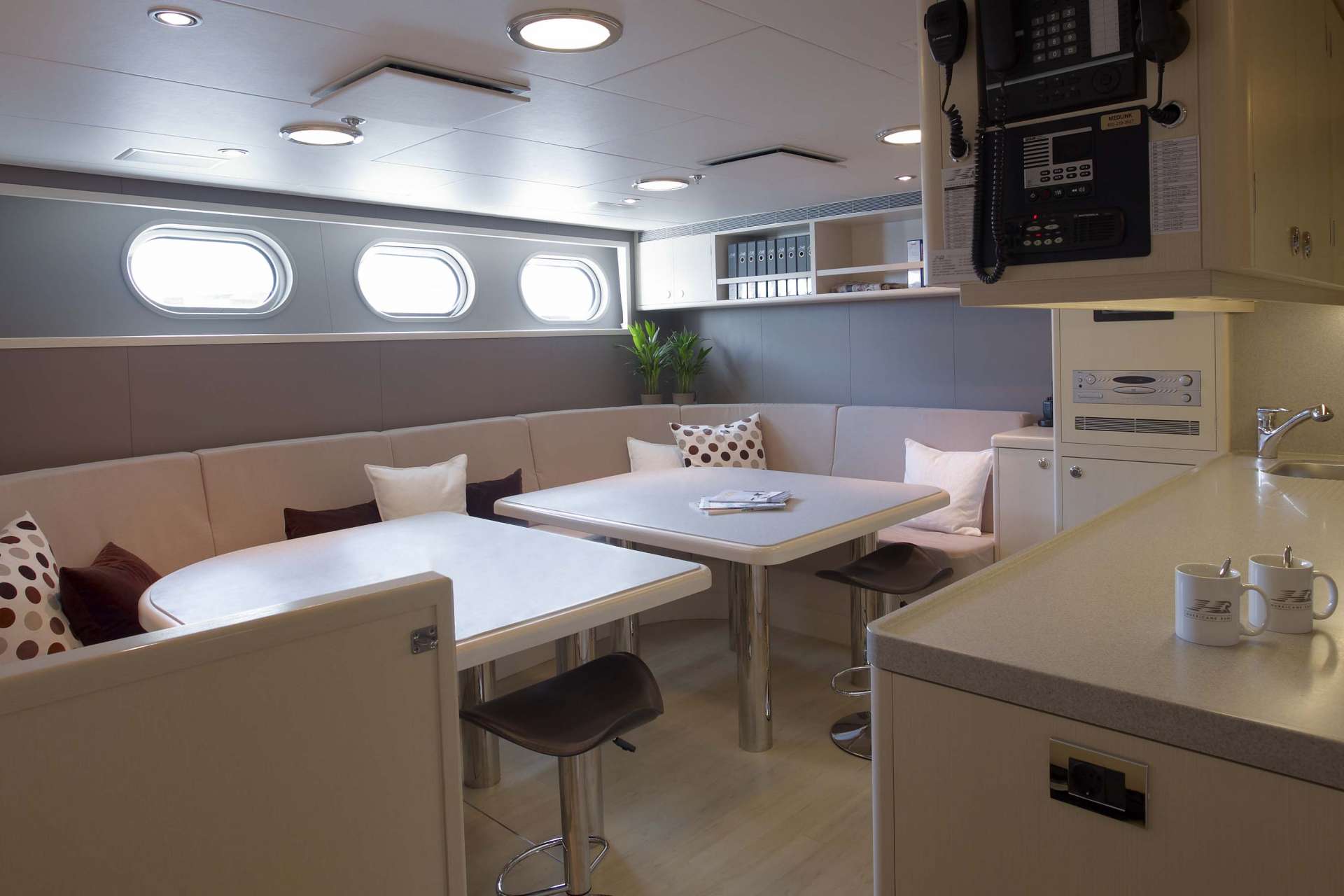 Interior - 26/29