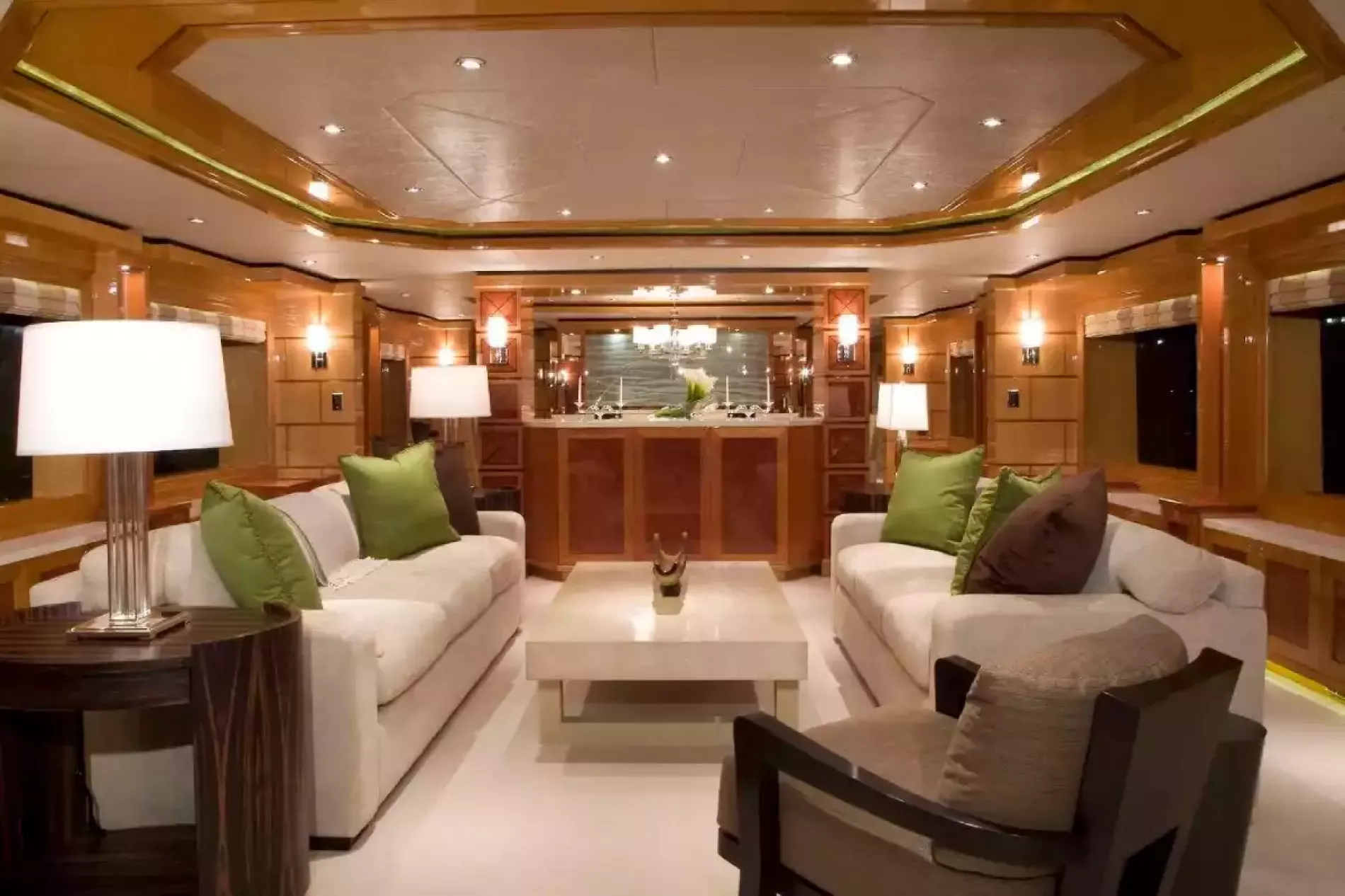 Interior - 0/33