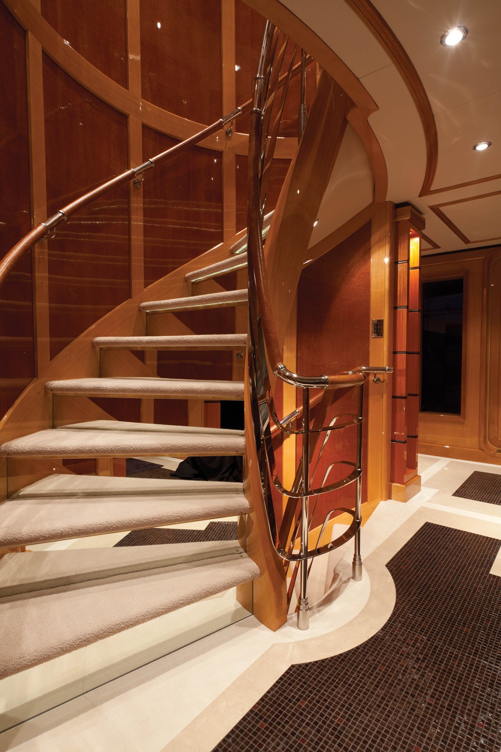 Interior - 15/33