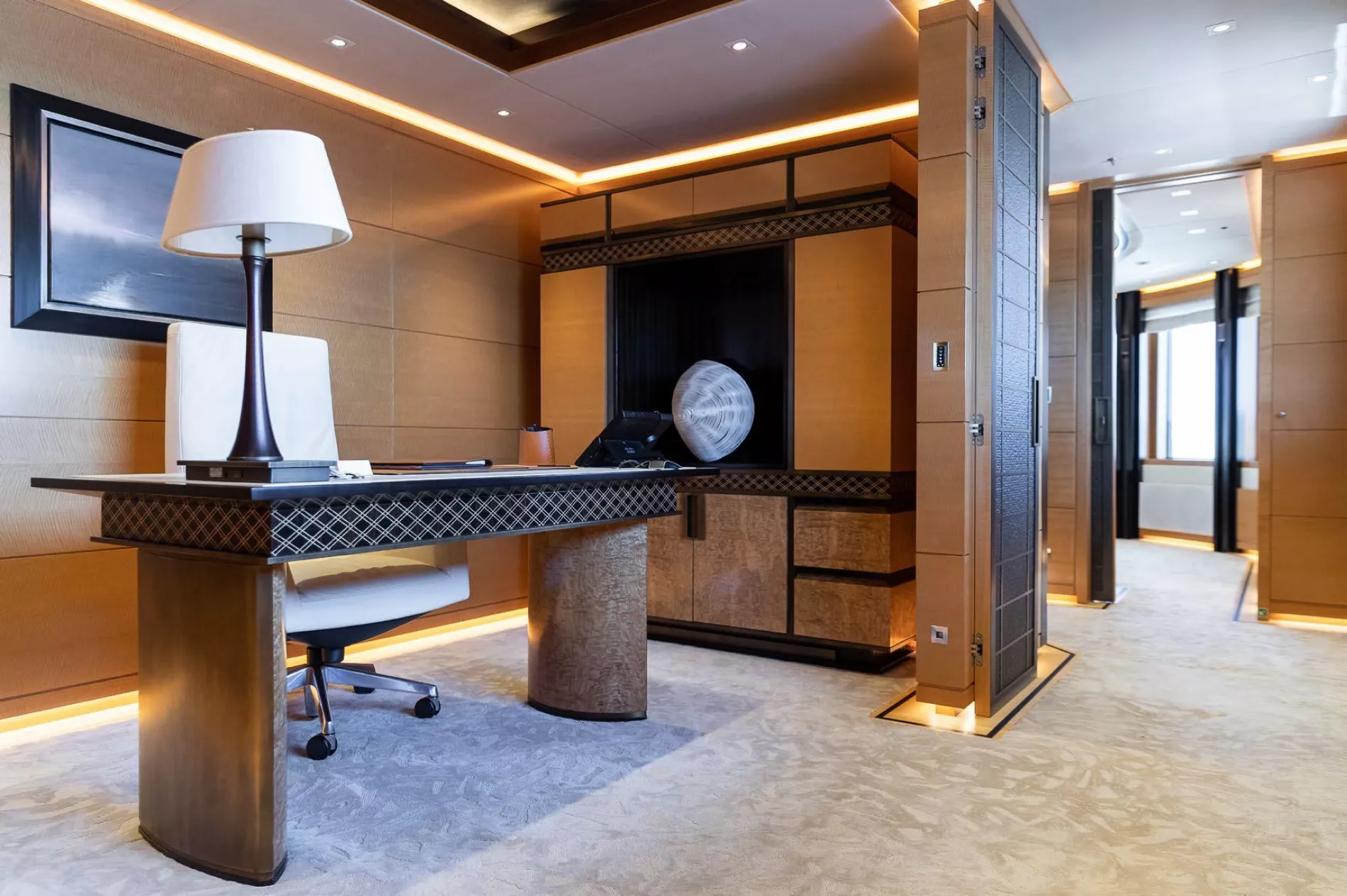 Interior - 30/33