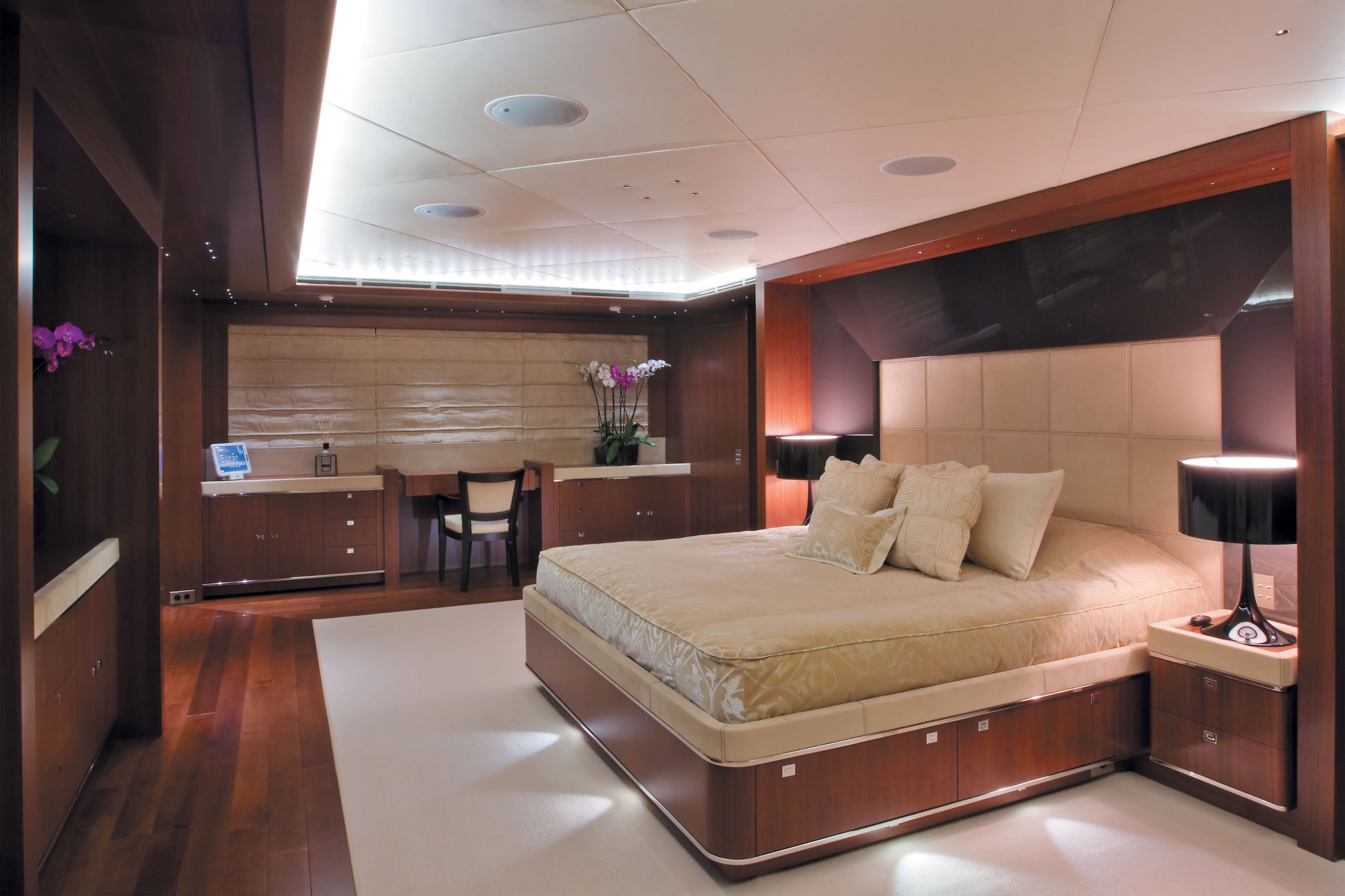 Interior - 21/34