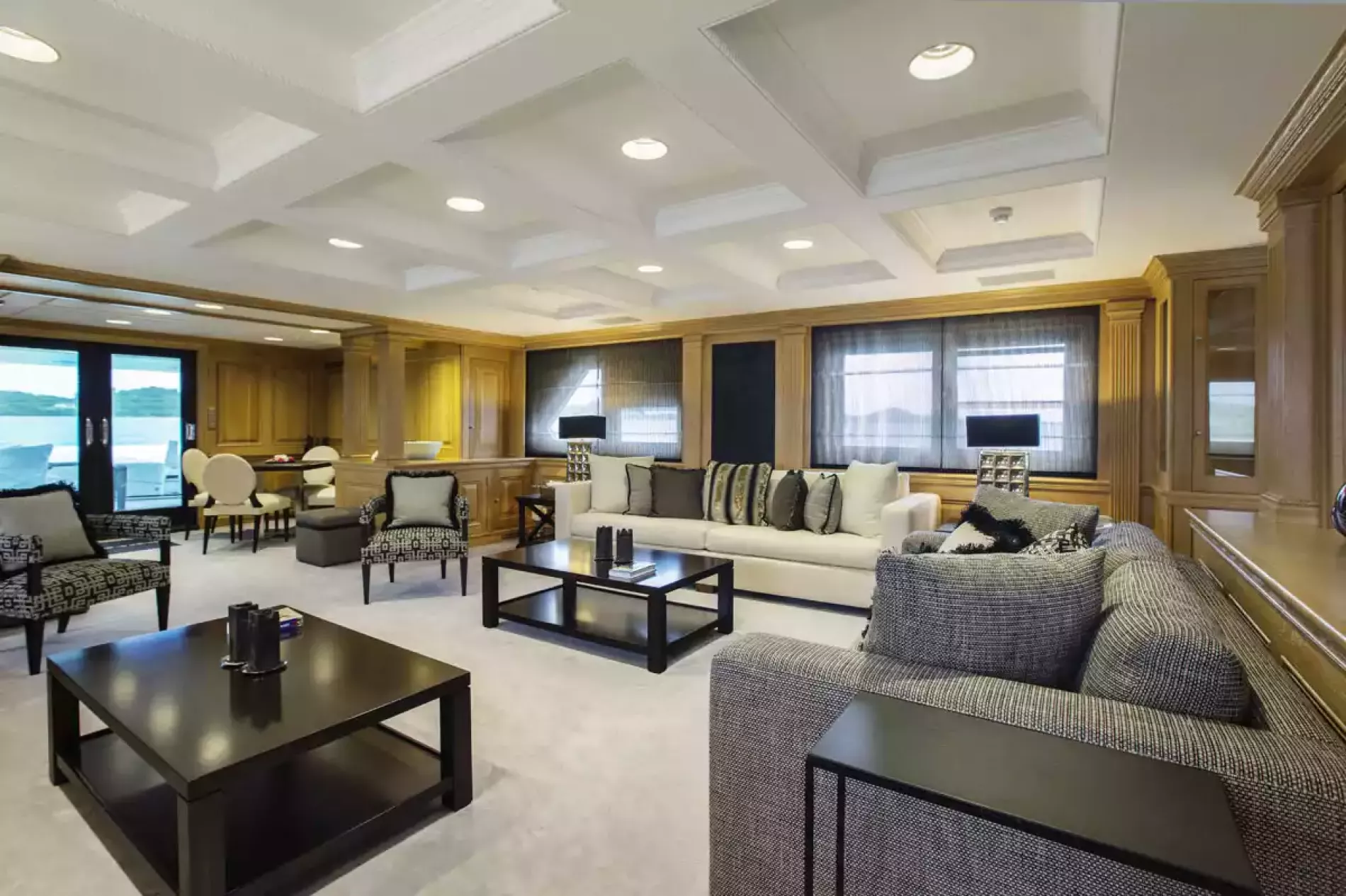 Interior - 0/15
