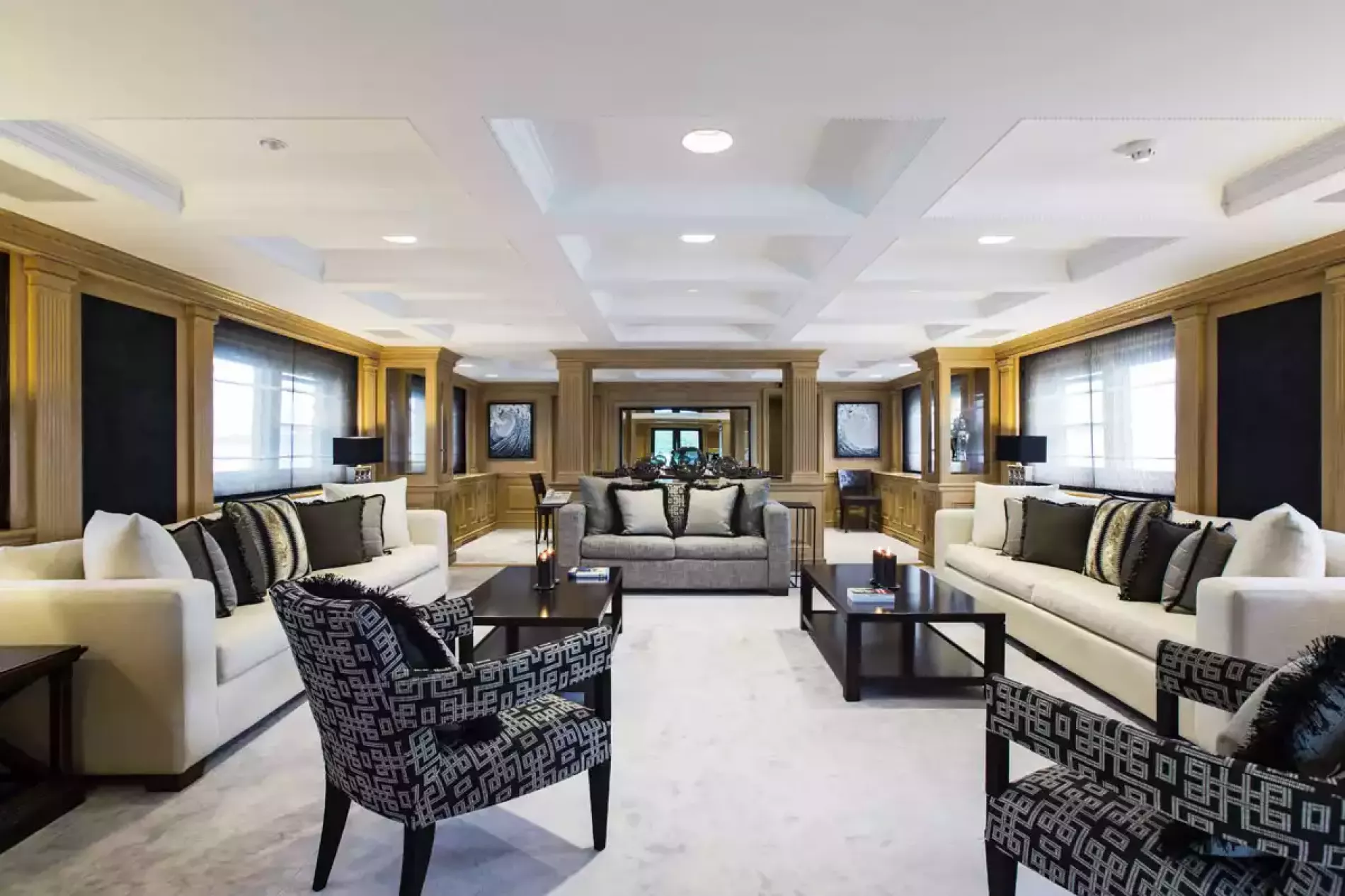 Interior - 4/15