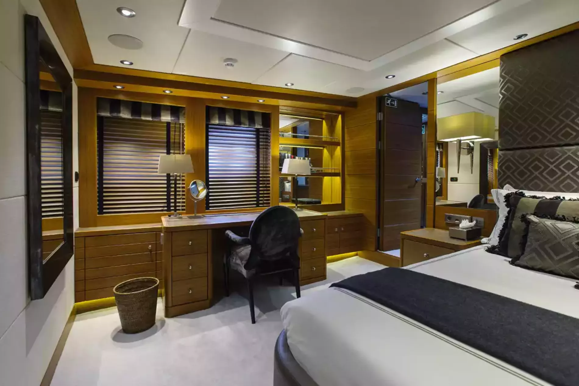 Interior - 9/15