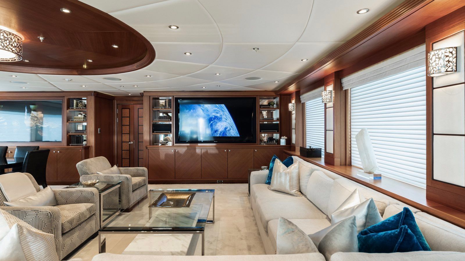 Interior - 6/20