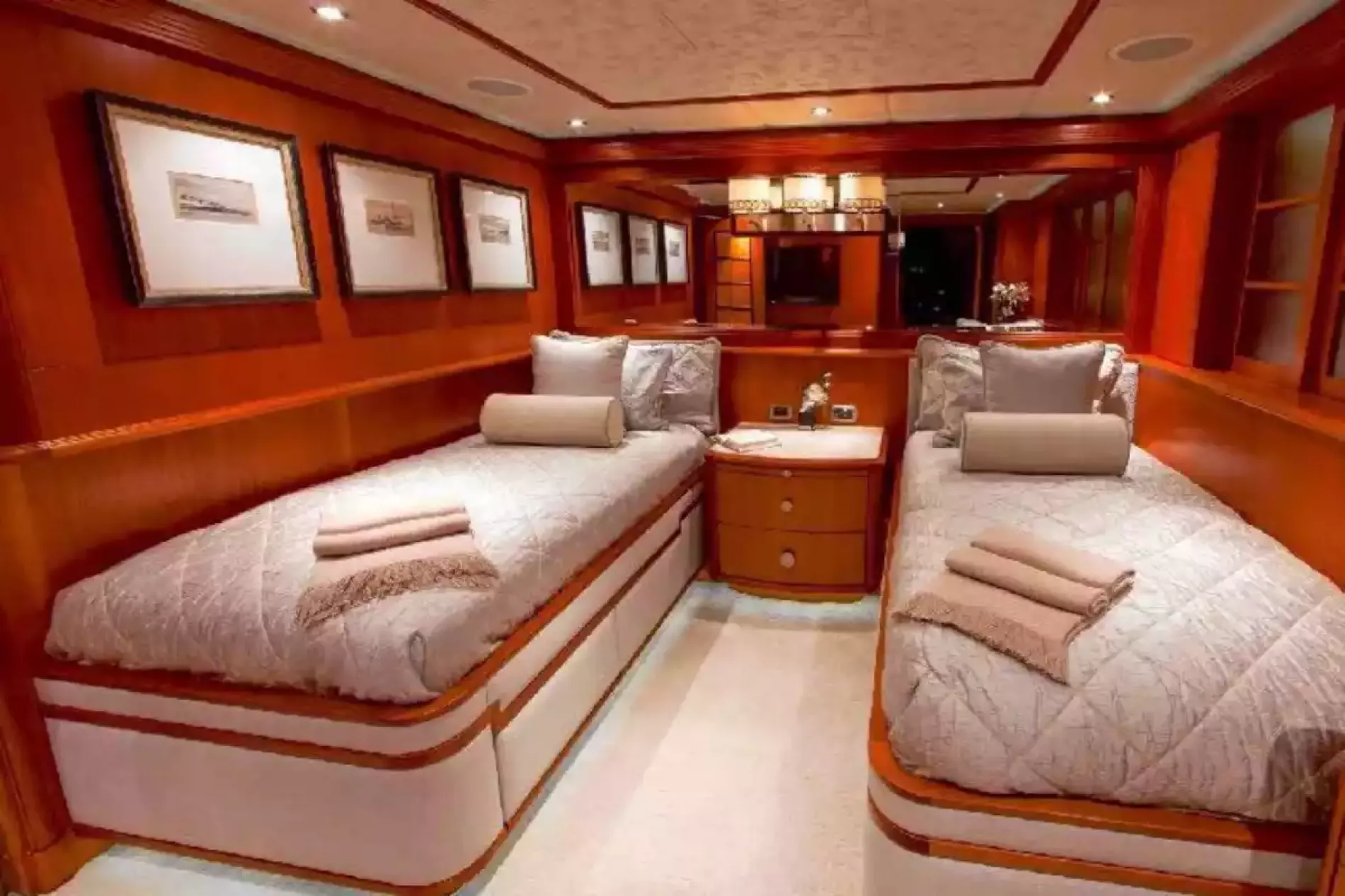 Interior - 15/20