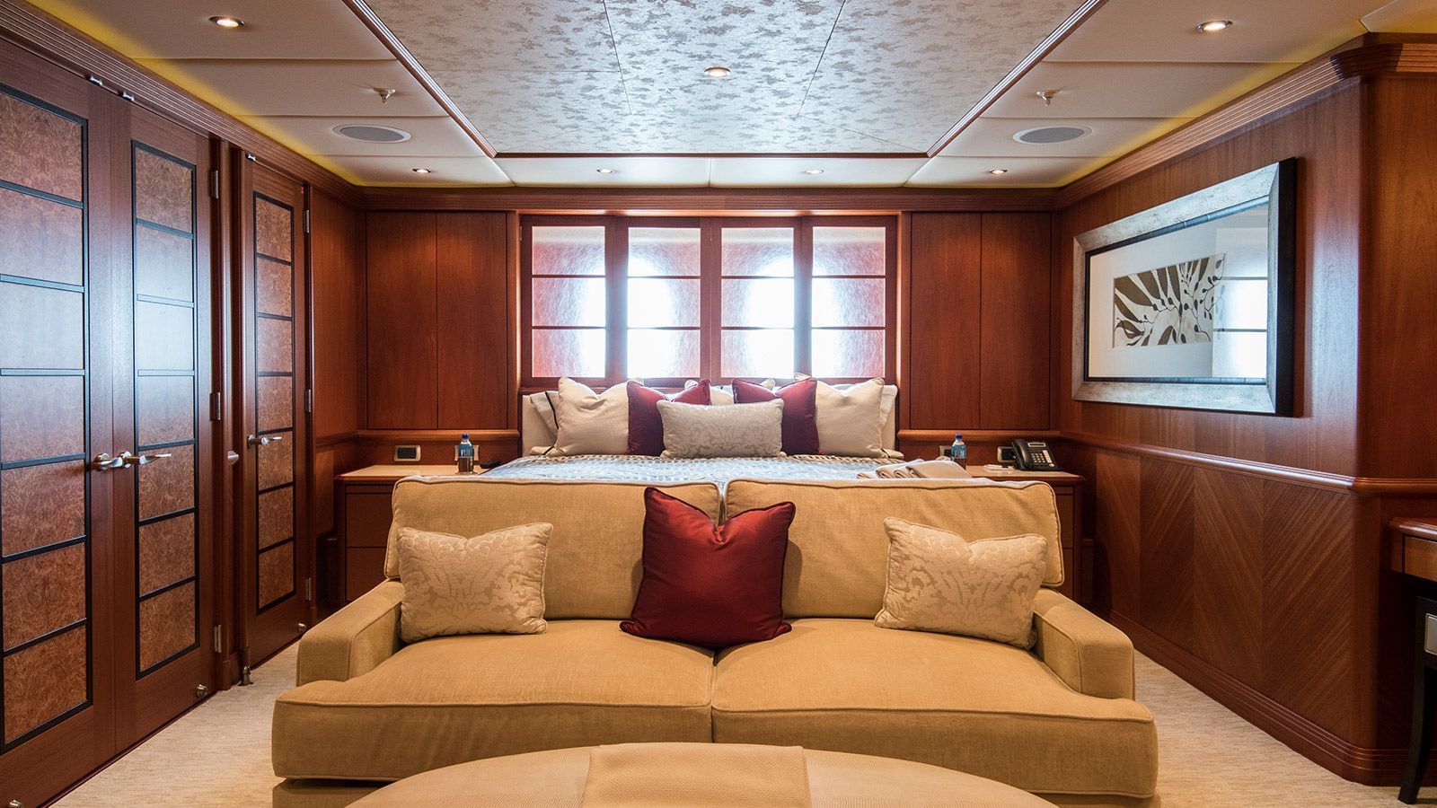 Interior - 17/20