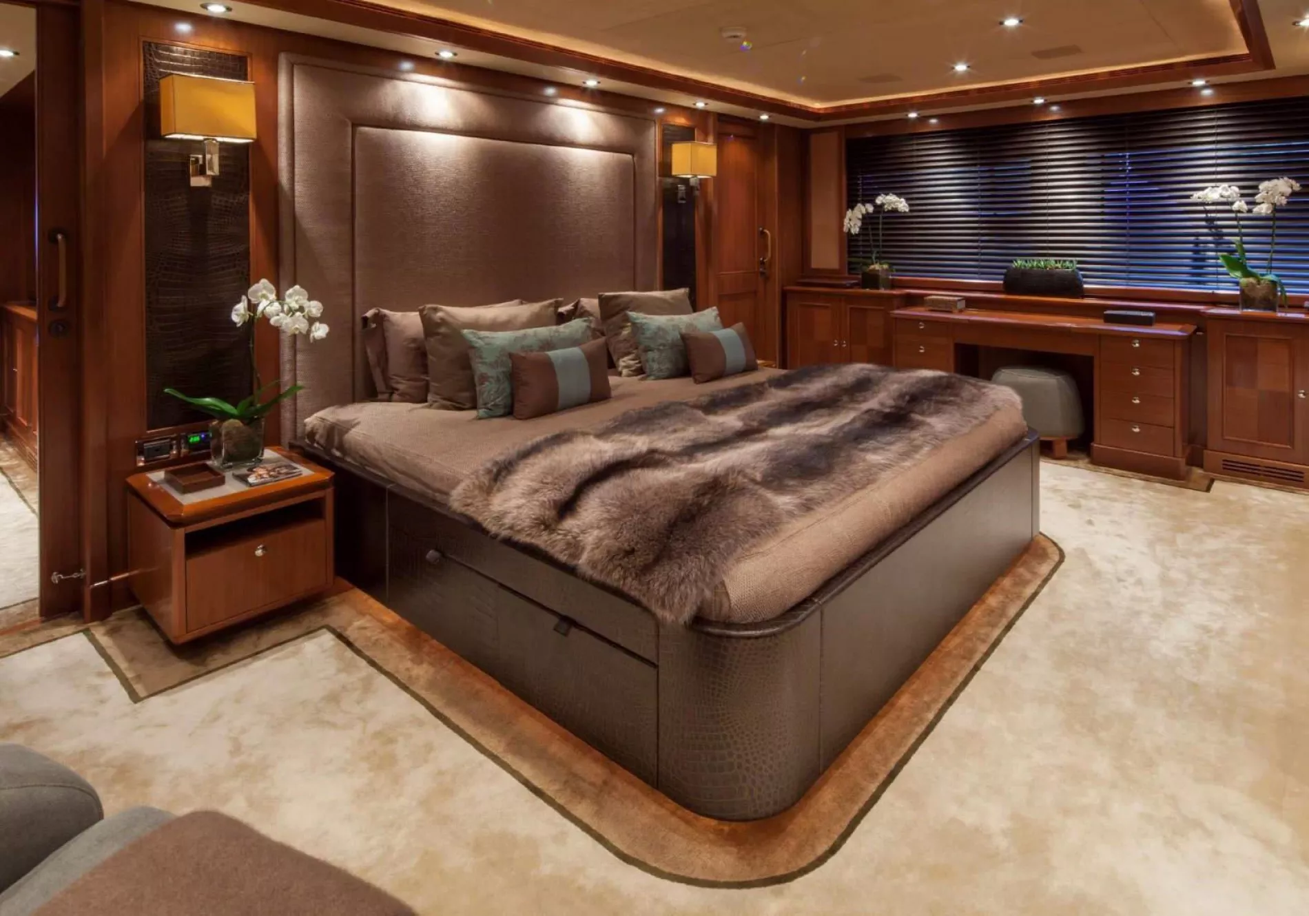 Interior - 12/25