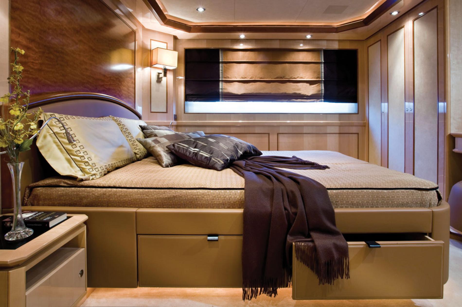 Interior - 15/25