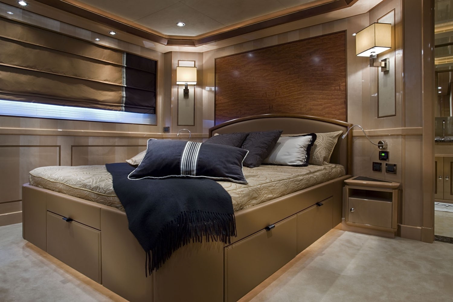 Interior - 17/25