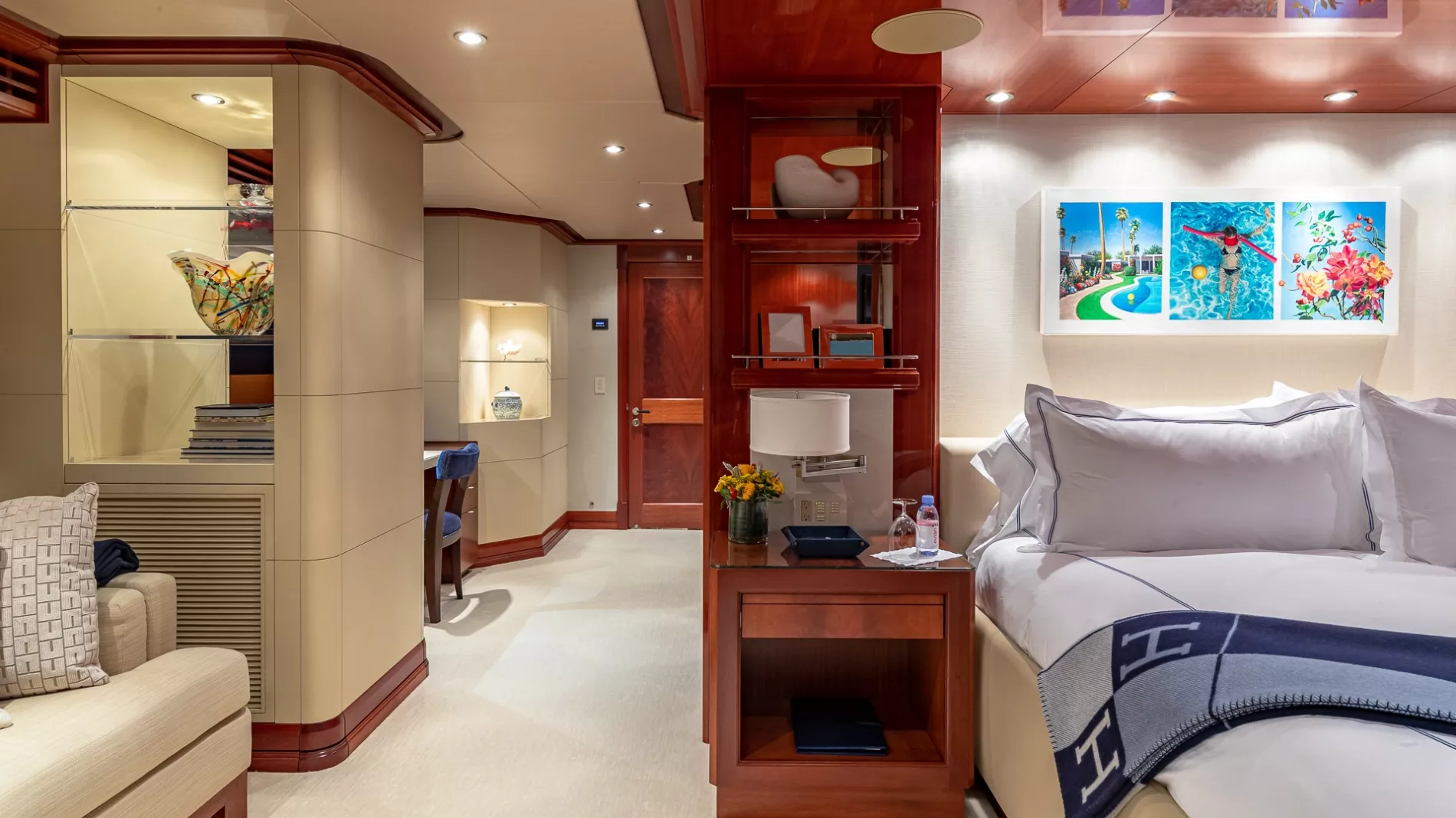 Interior - 12/21